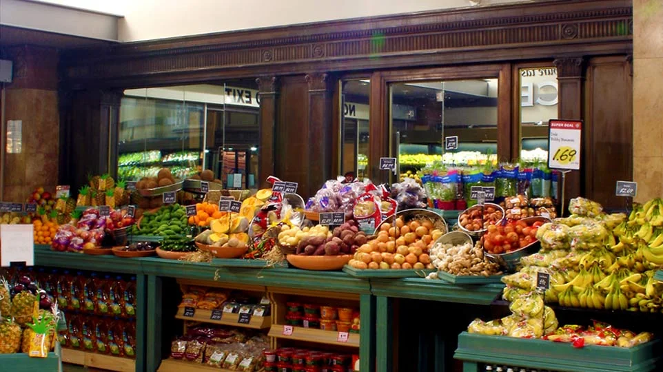 RAILWAY METRO NEW WORLD