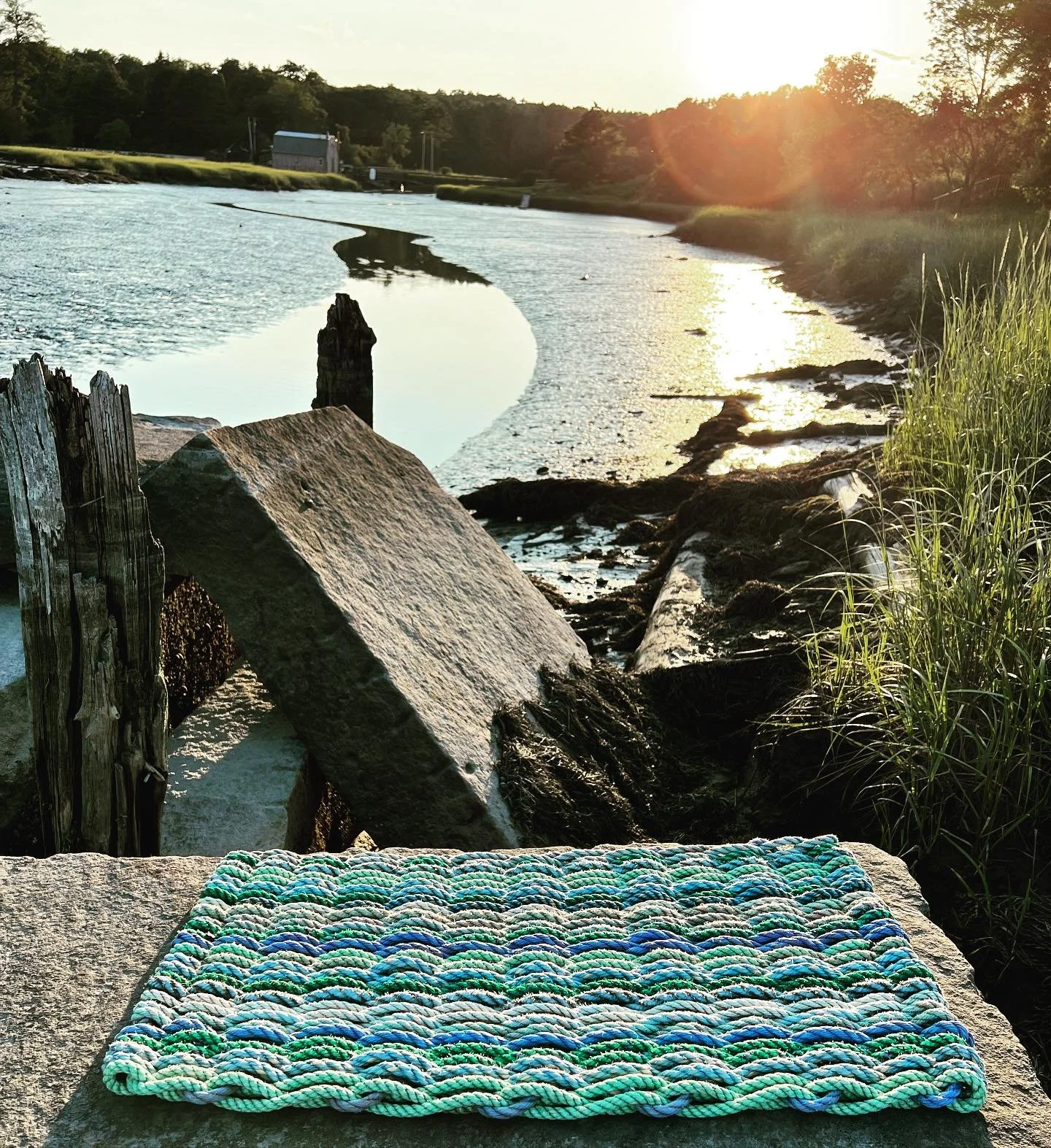 Reintroducing the &ldquo;Sea&rdquo; mat 🌊 now available in the Etsy shop. Each strand woven to represent the deep blue ocean, aqua lagoon, salty white sea spray &amp; flourishing green seaweed. Flowing together like the tides.