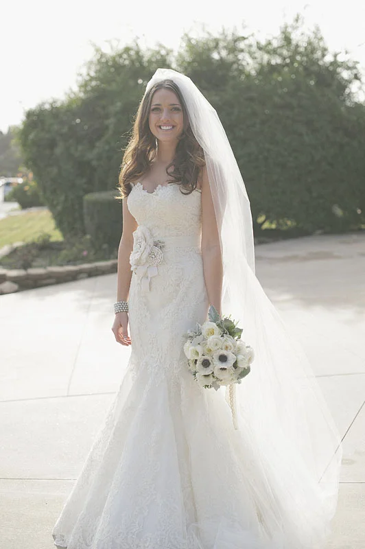 Bride-solo.jpg