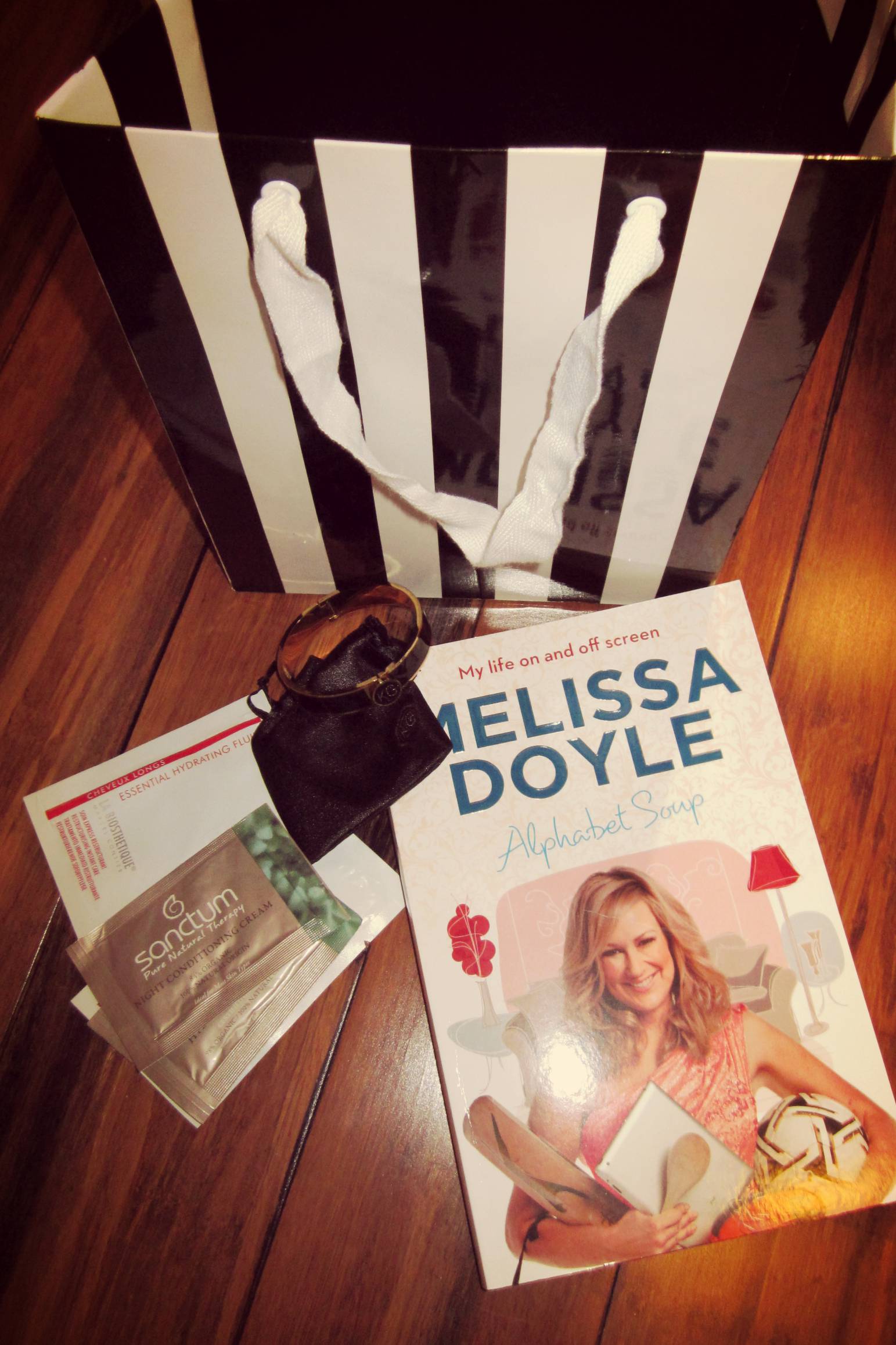 Campaign Confidence gift bag, including a signed copy of Melissa Doyle's new book and Karen Gee's signature bracelet.