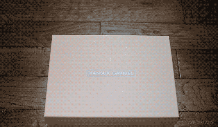 Unboxing my new Mansur Gavriel bucket bag.