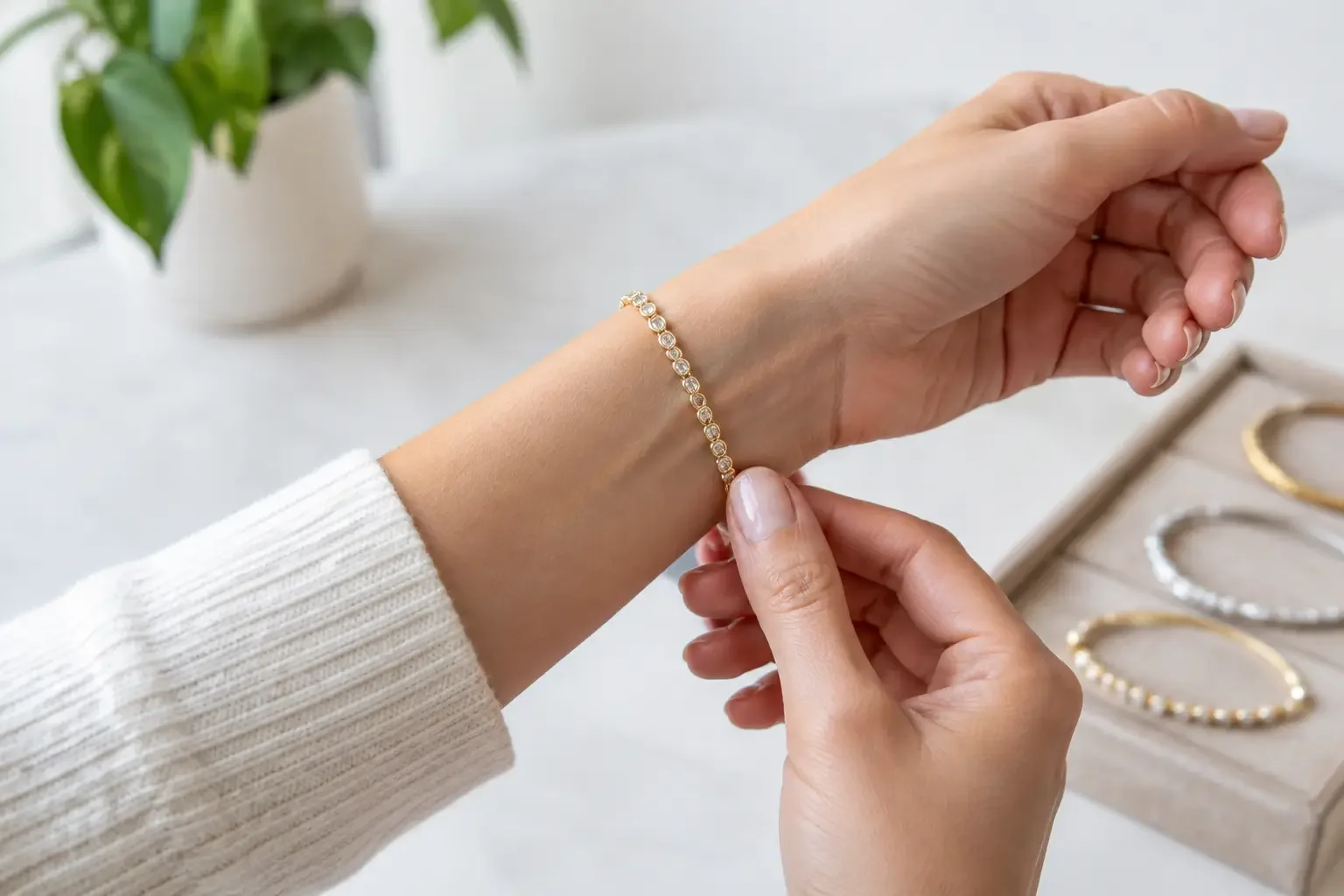How to Choose Bracelet Size That Feels Just Right
