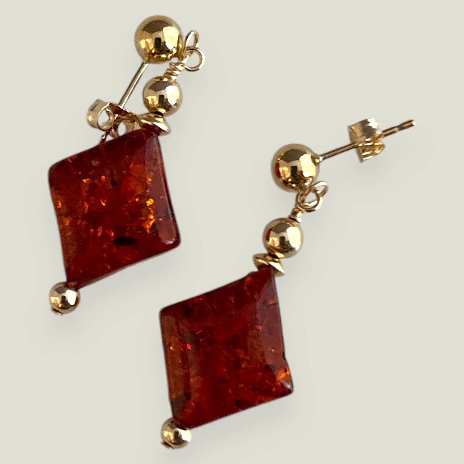 GF553 by Lise Spence-Parsons for Lottie's Trinkets - Always Beautiful
