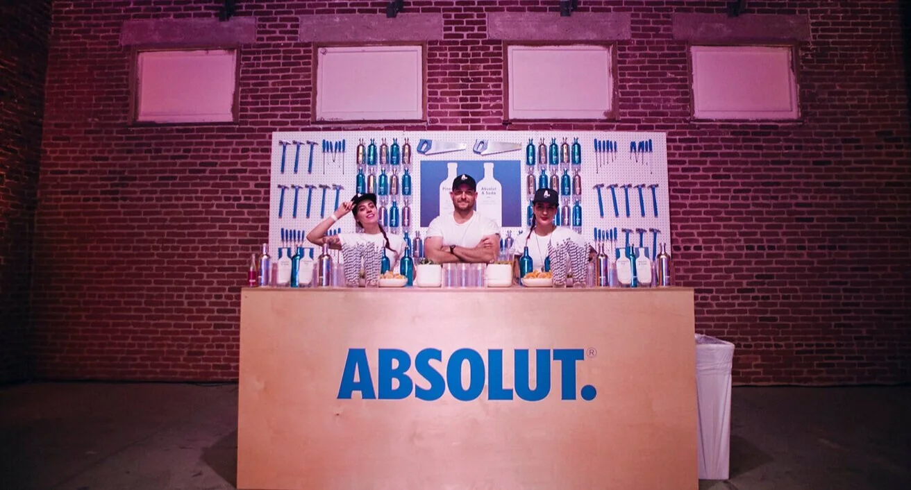 ABSOLUT_OCT15-19.jpg
