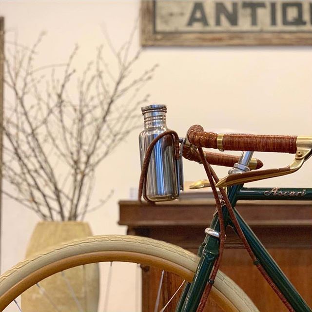 Special collection of handmade bicycles available in Japan at @oldjoebrand and @phats_square_company #ascaribicycles #handmadebicycles #oldjoebrand #phaetonsmartclothes