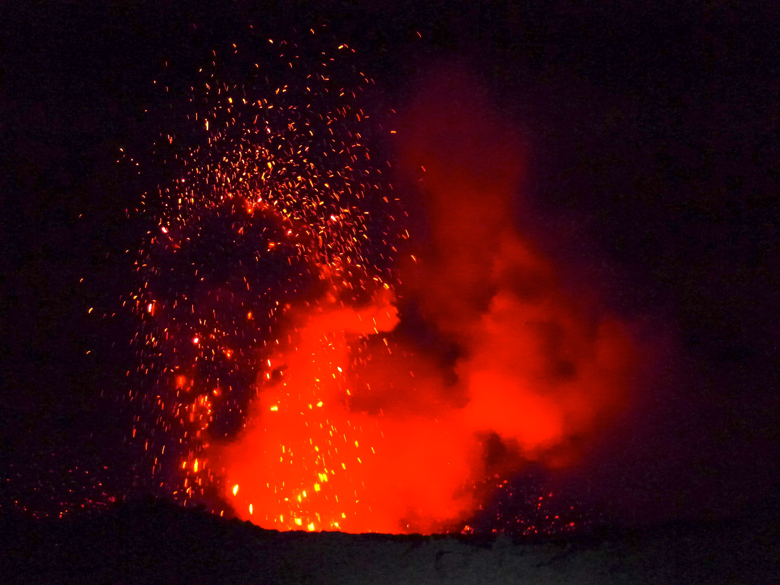  YASUR VOLCANO NIGHT ERUPTIONS.&nbsp; 