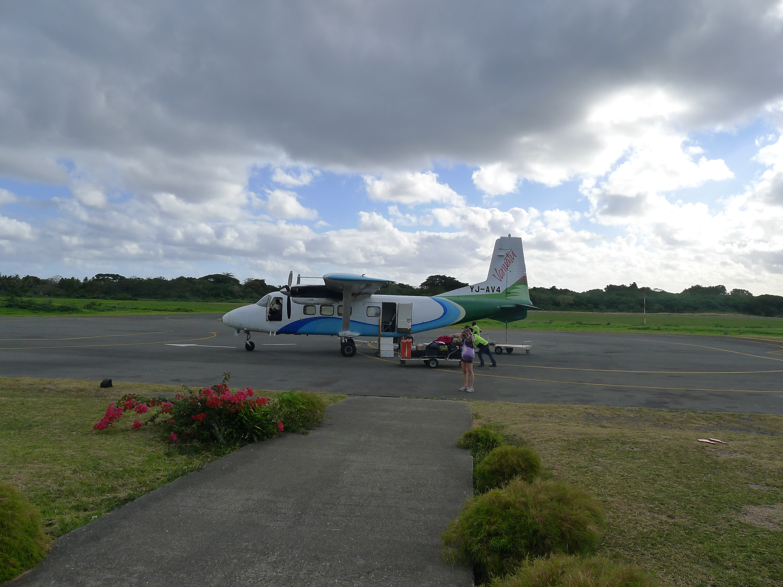  AIRPORT IN TANNA.&nbsp; 