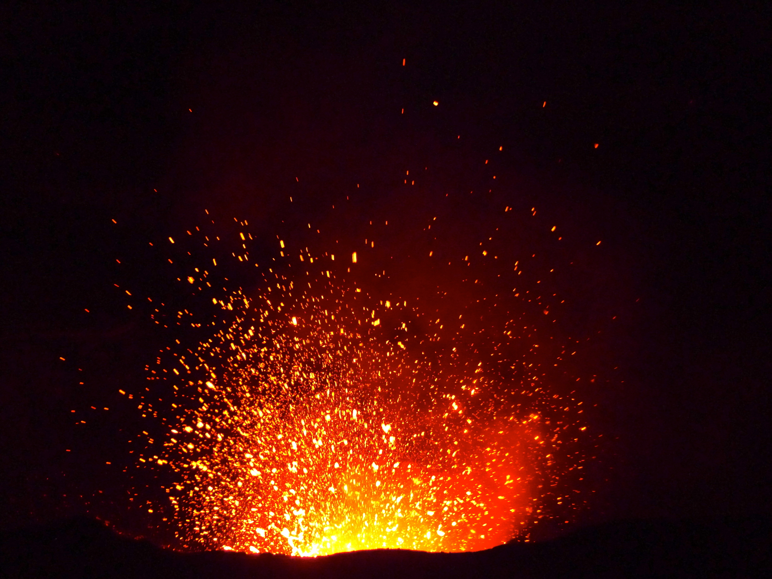  YASUR VOLCANO NIGHT ERUPTIONS.&nbsp; 