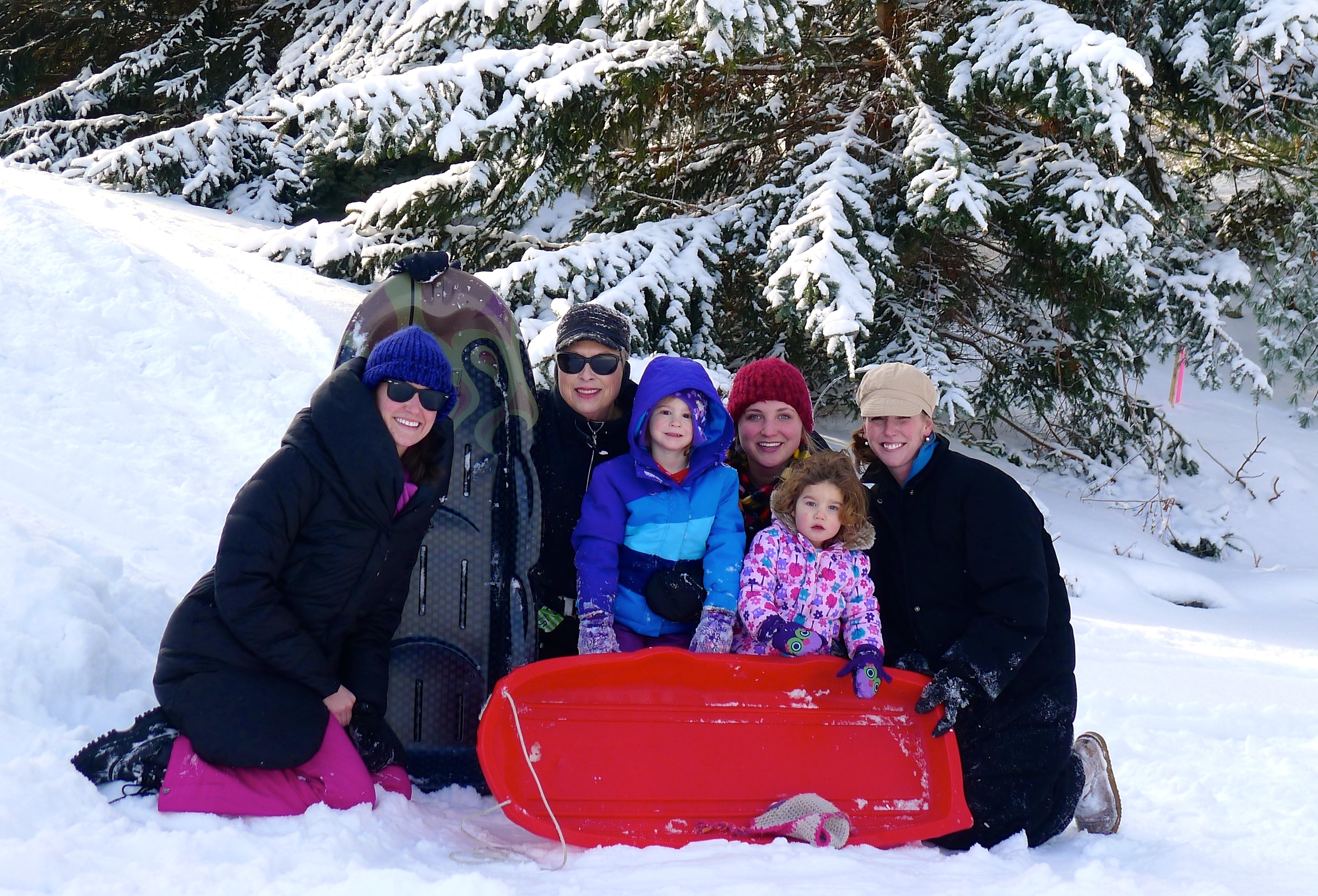  SNOW BUNNIES - ME, MARI, STEPH, JEN, EMMA, AND ZOE.&nbsp; 