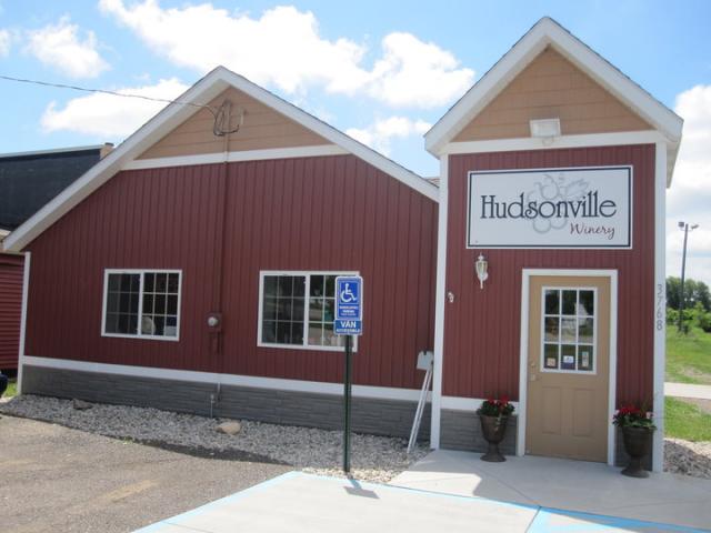 Photo Credit: Hudsonville Winery