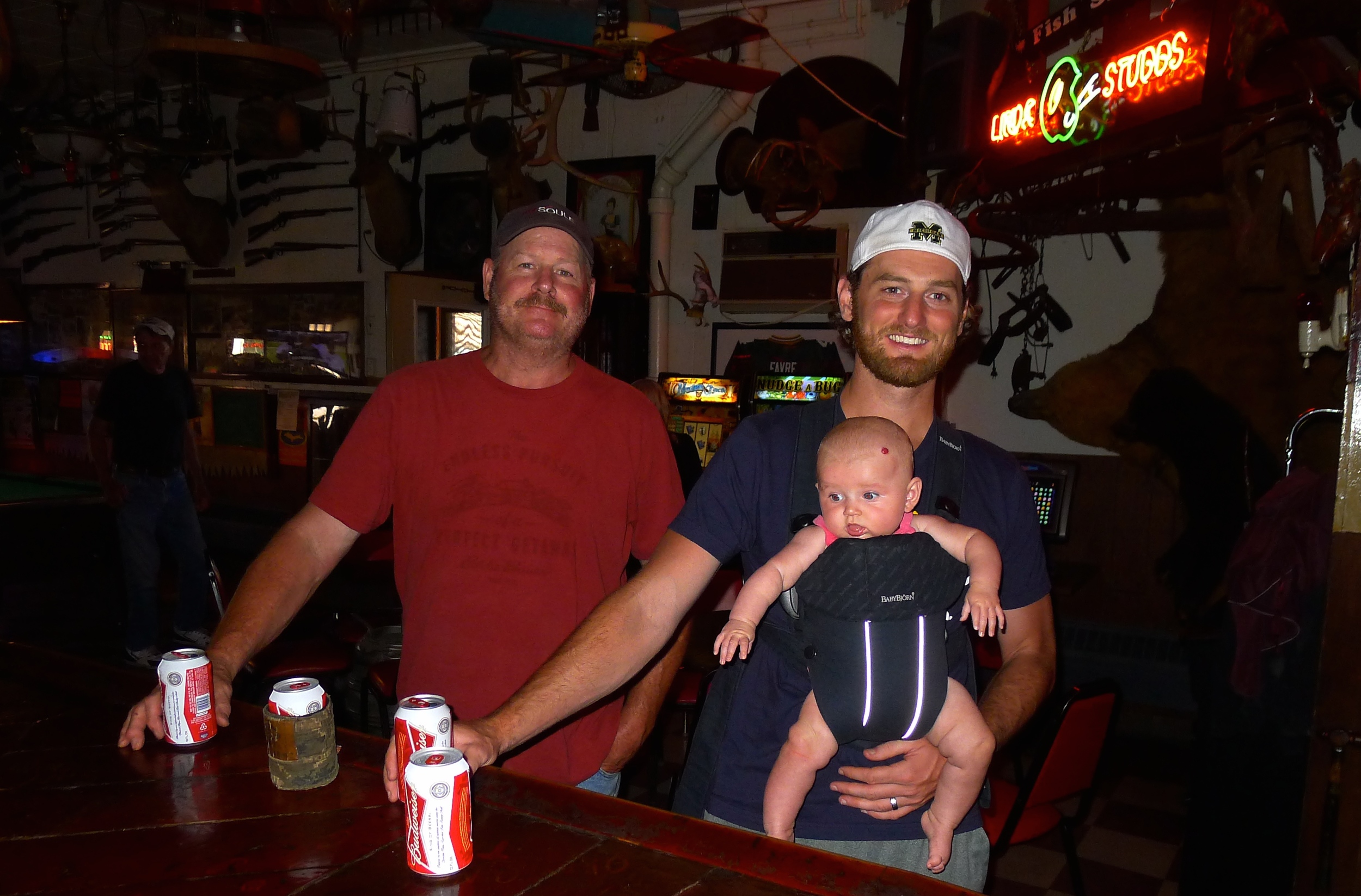  Dad, Jeff and Natalie at Stubbs Bar in town.&nbsp; 