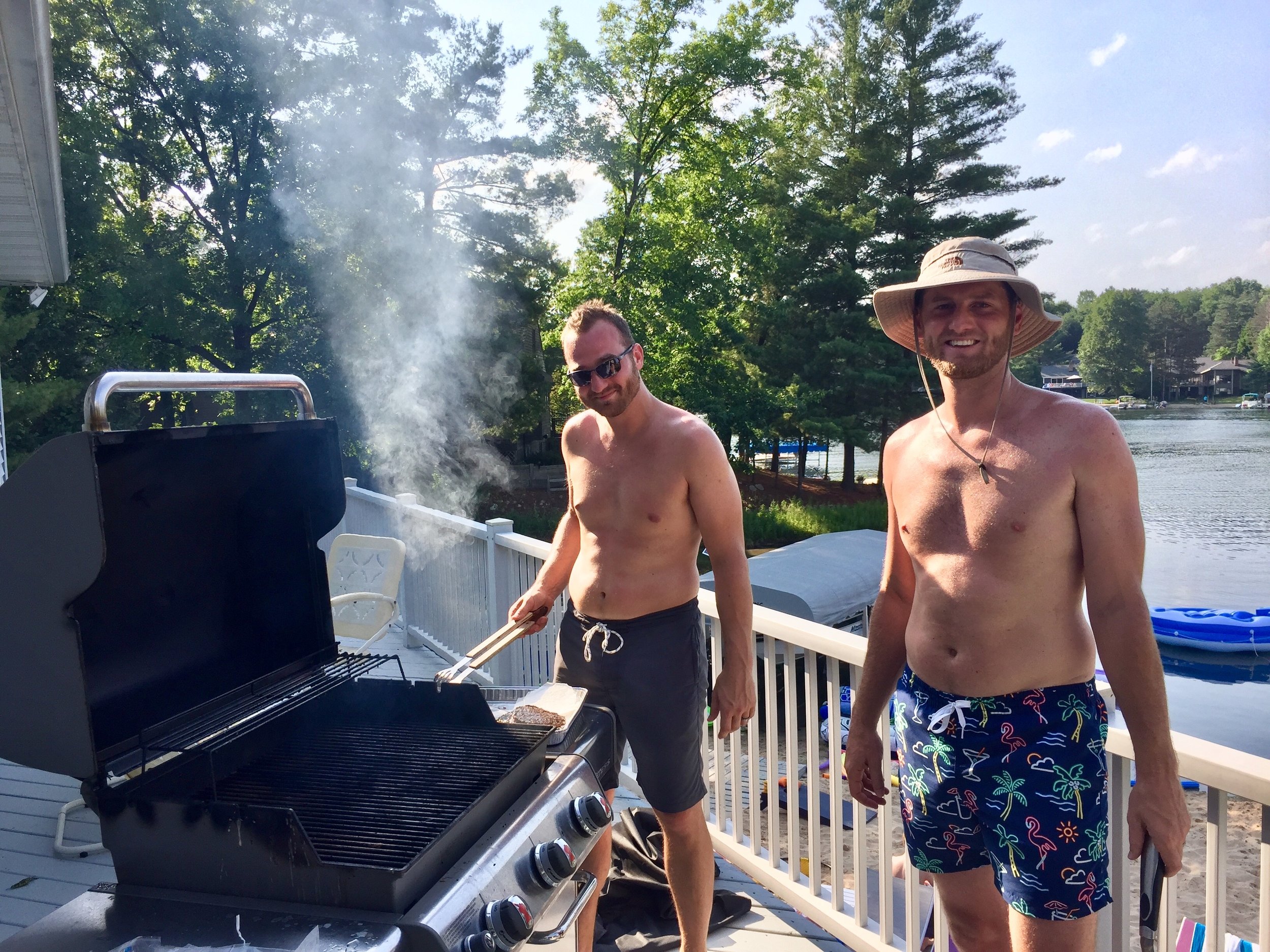 Lake Bella Vista Grilling.jpg