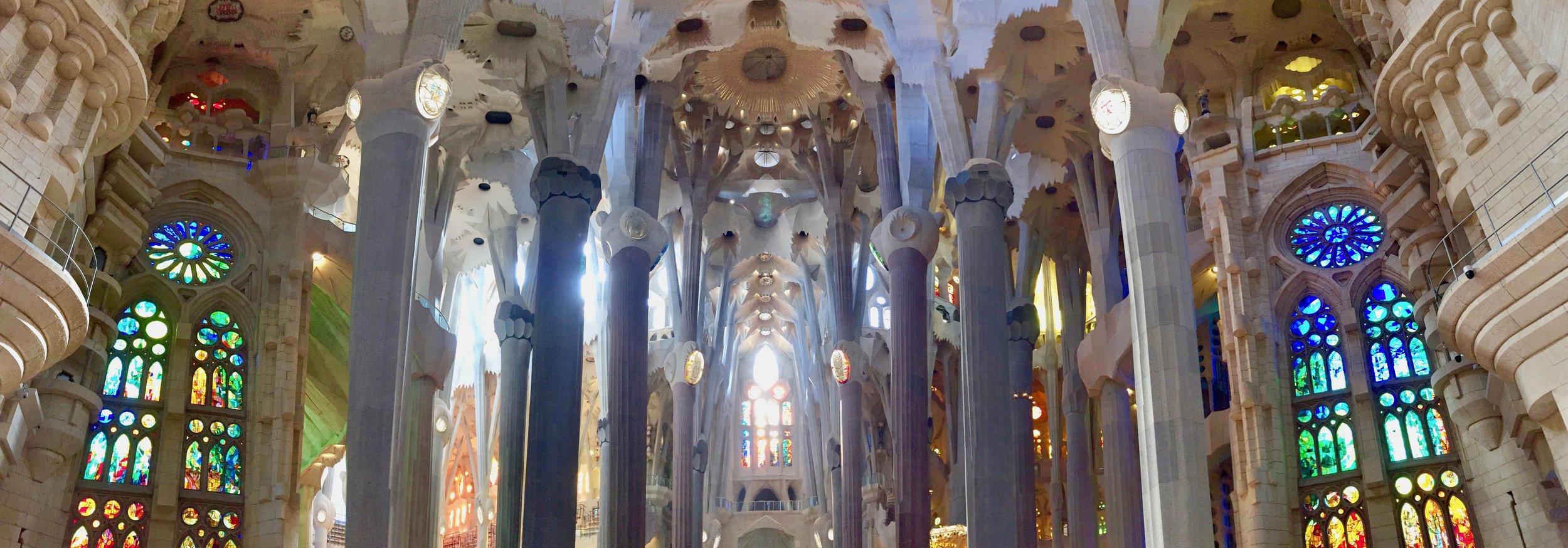 Barcelona Spain Cathedral inside.jpg