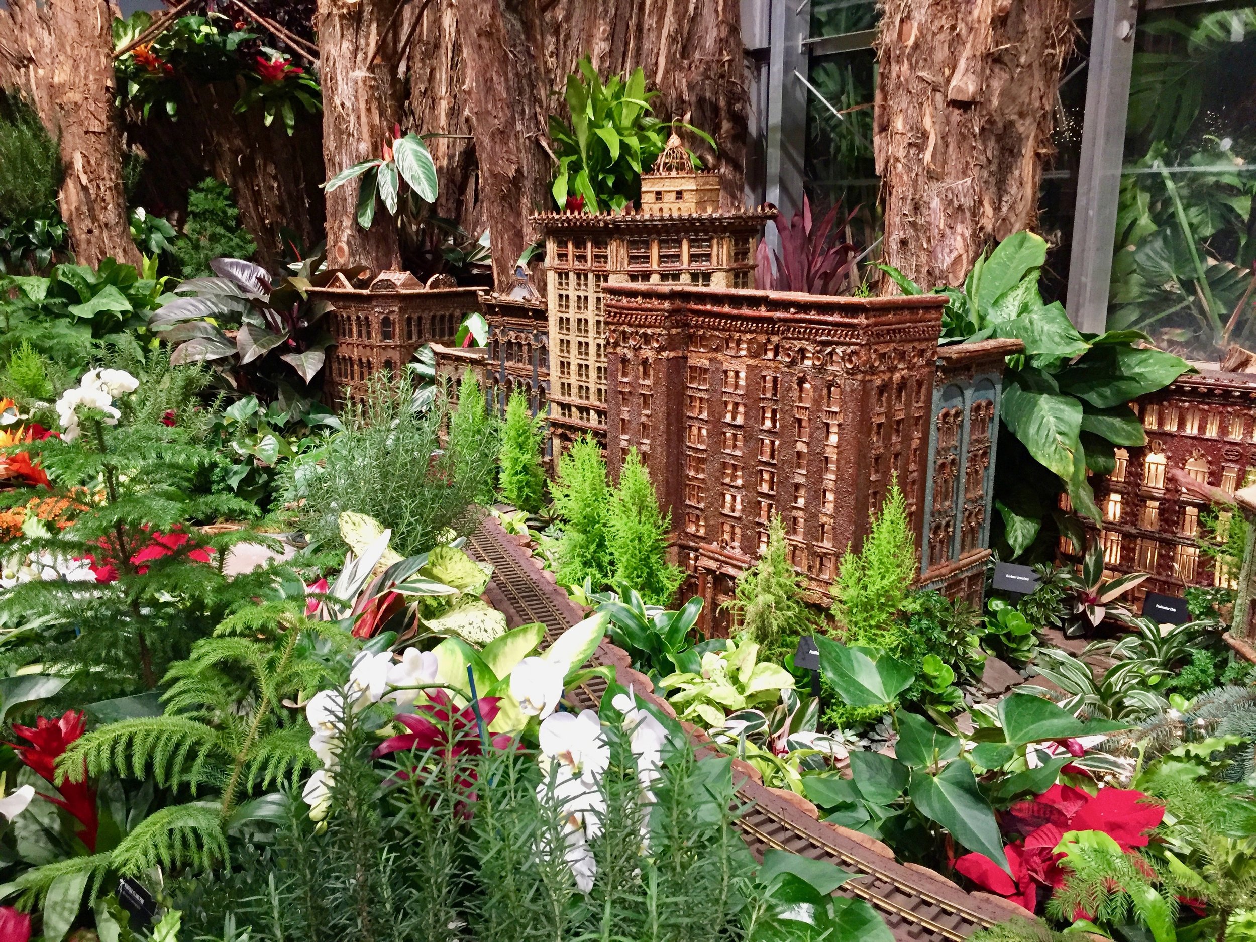 Fredrick Meijer Gardens Train Display.jpg