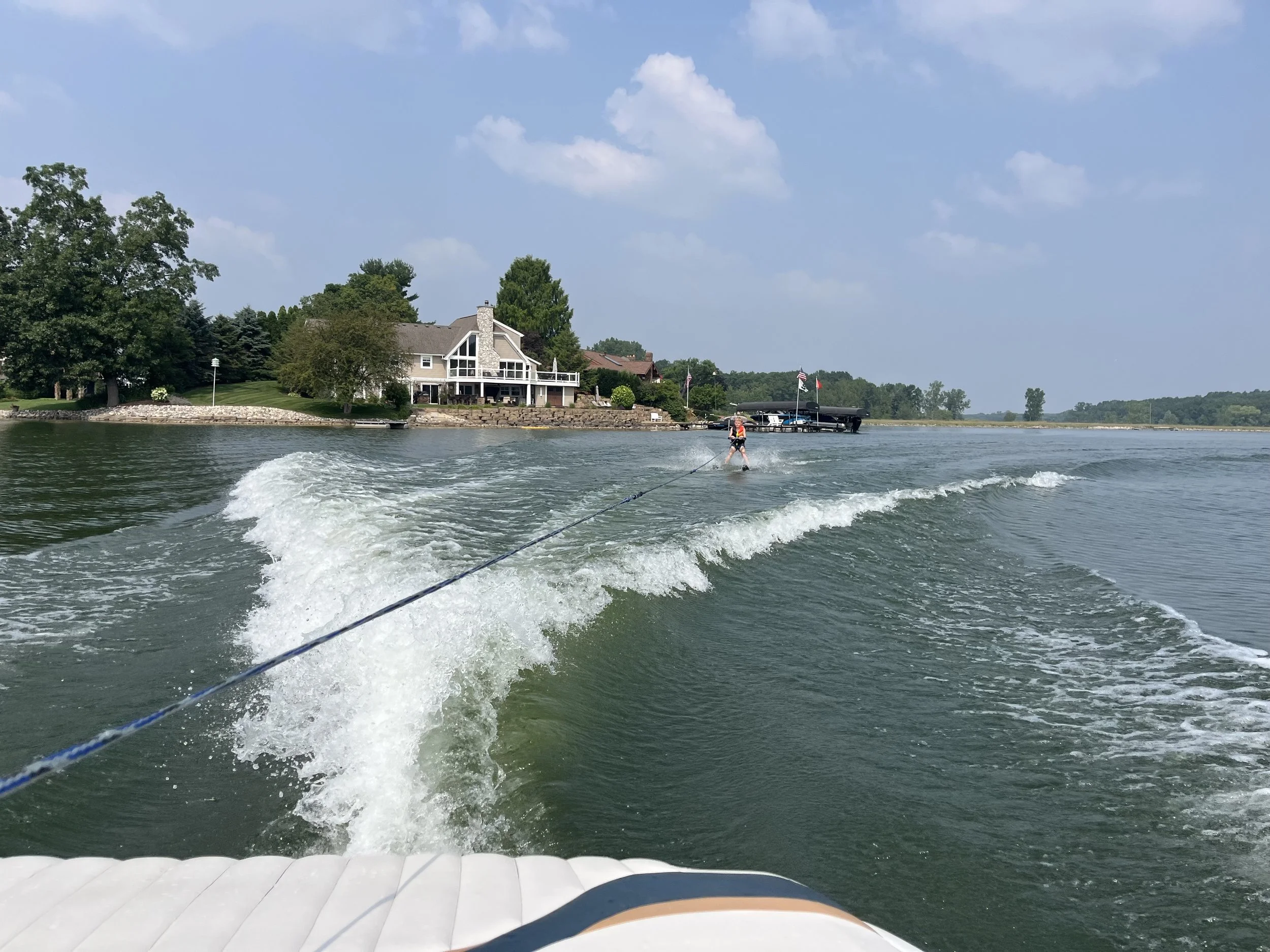 Lake Bella Vista Rockford.jpeg