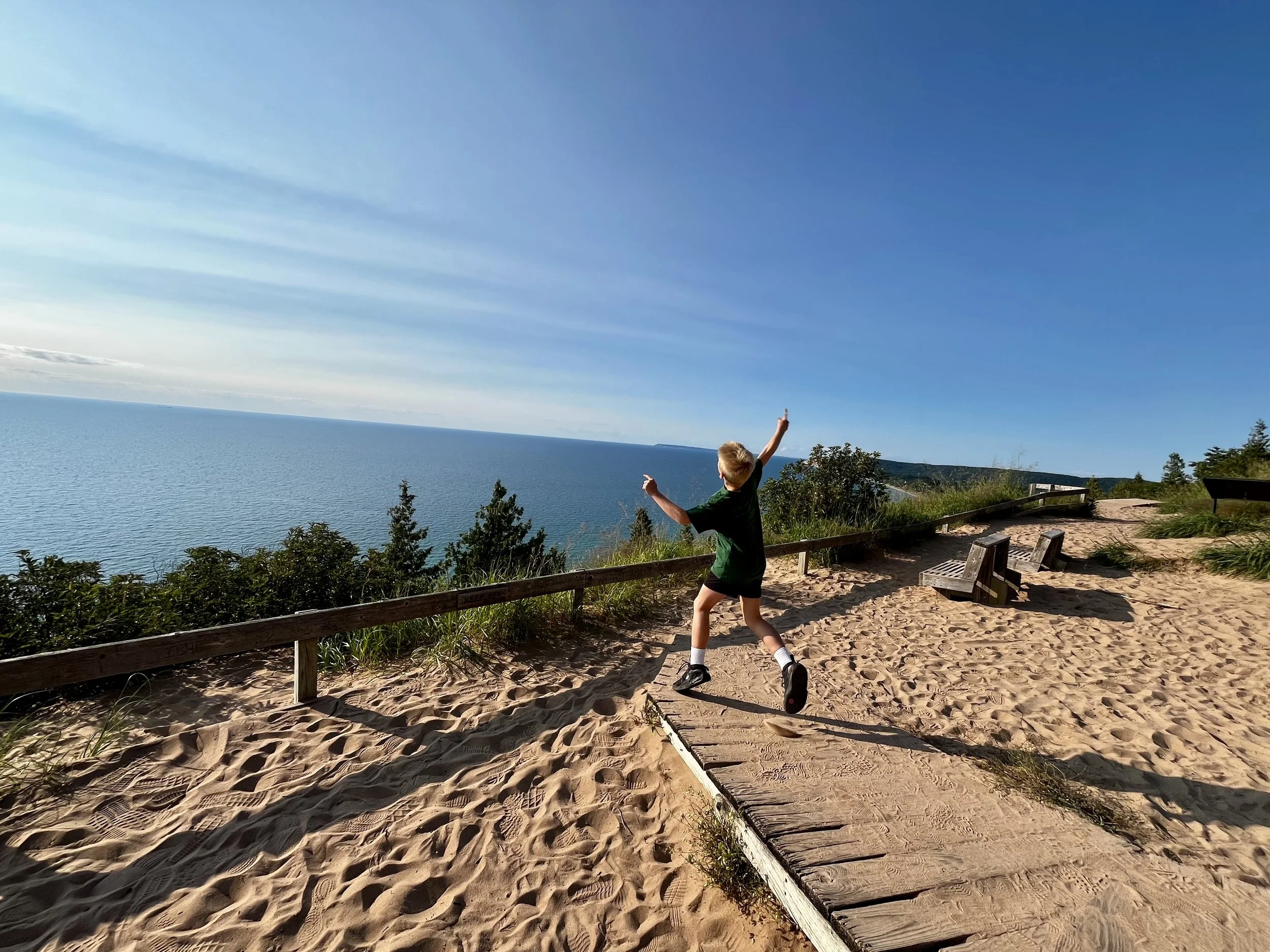 sleeping bear dunes lookout.jpeg