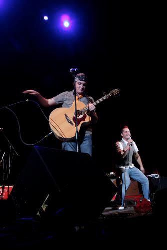Fortunately, EHPIKH recovered & went on to sell-out the Tacoma Dome (the Jonas Brothers opened) for JBB 2007.
