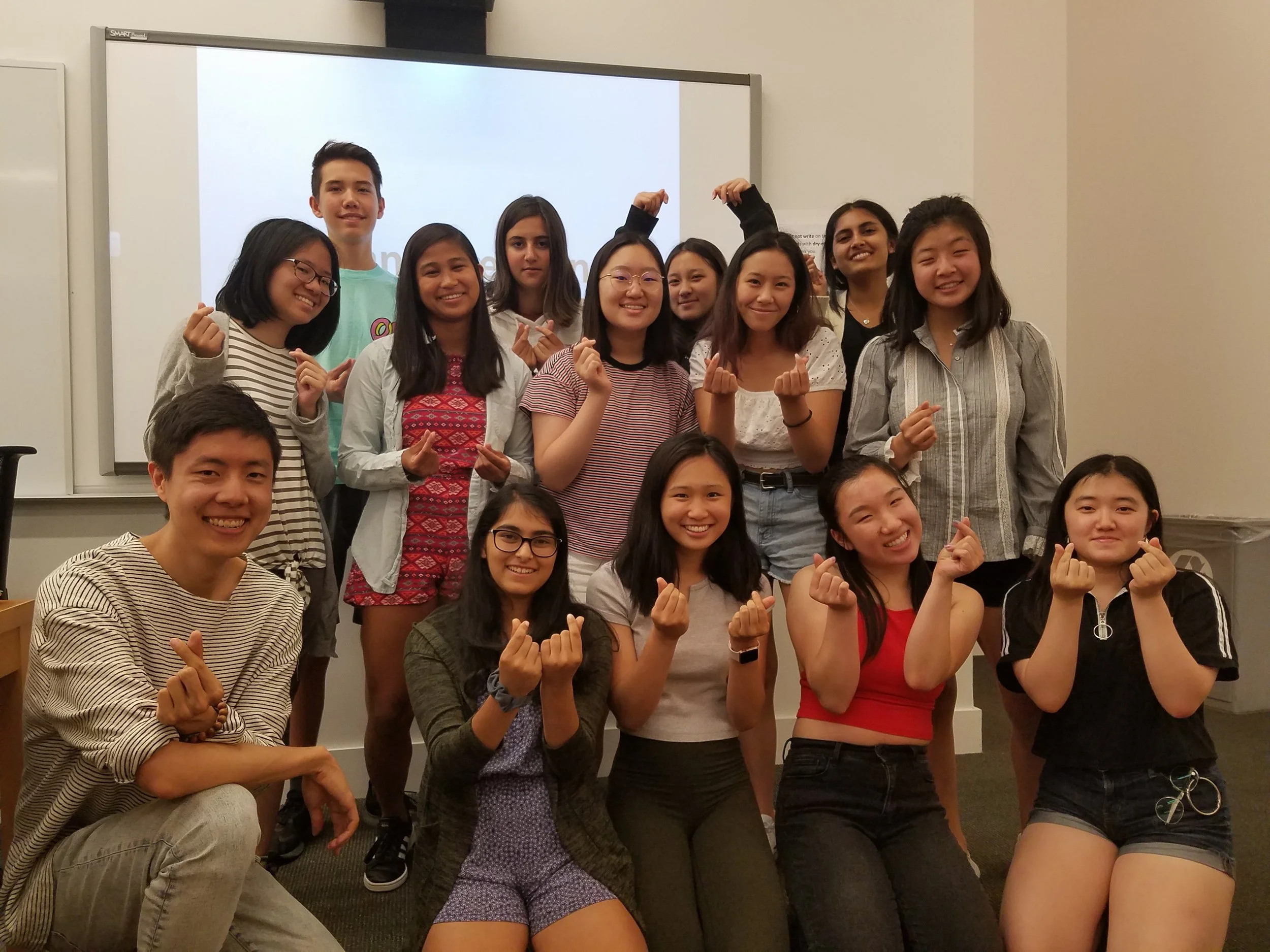 Ryan Lee Wong concludes his last lesson with finger hearts!