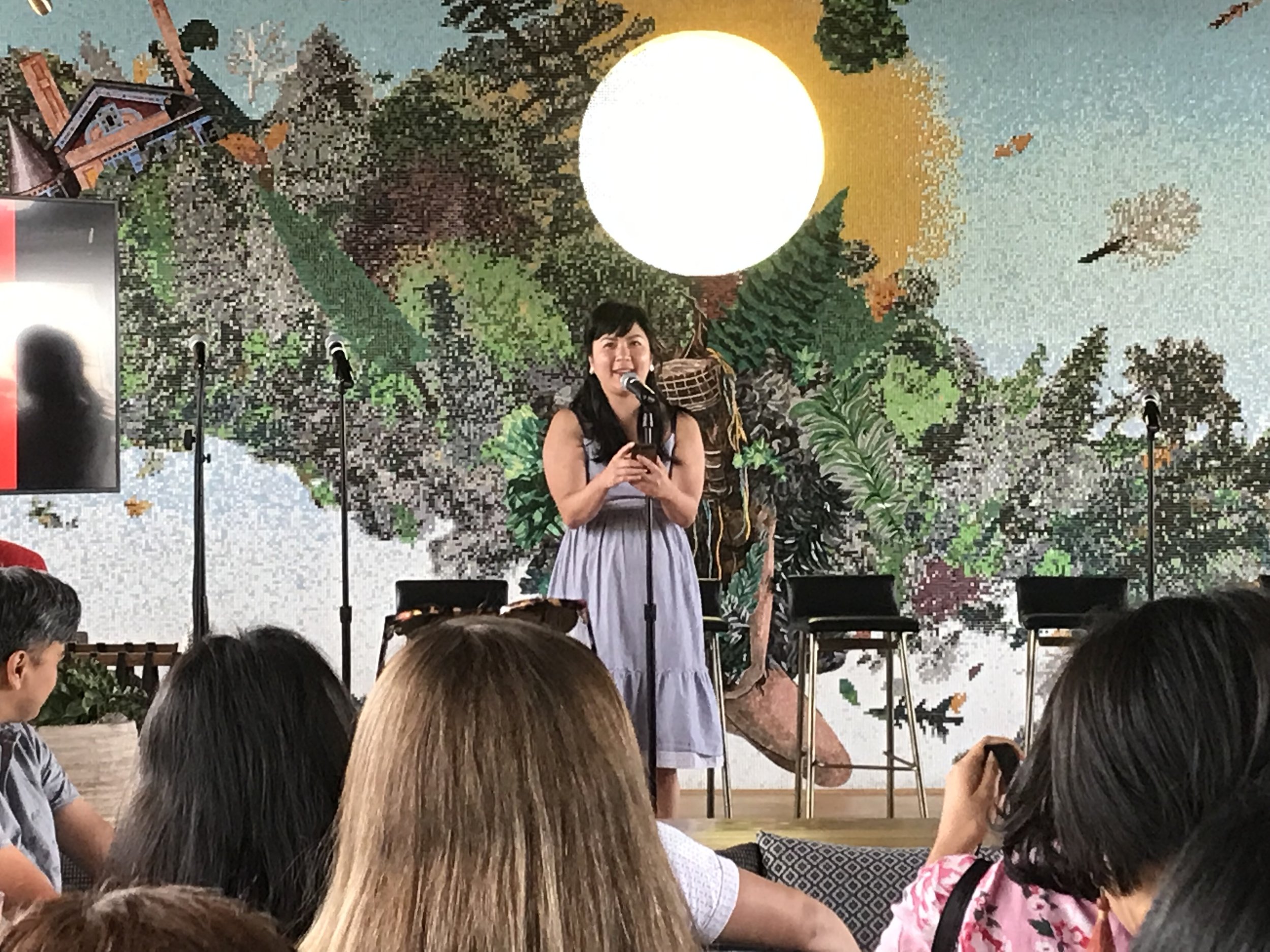 Cathy Linh Che reads for VS Podcast.