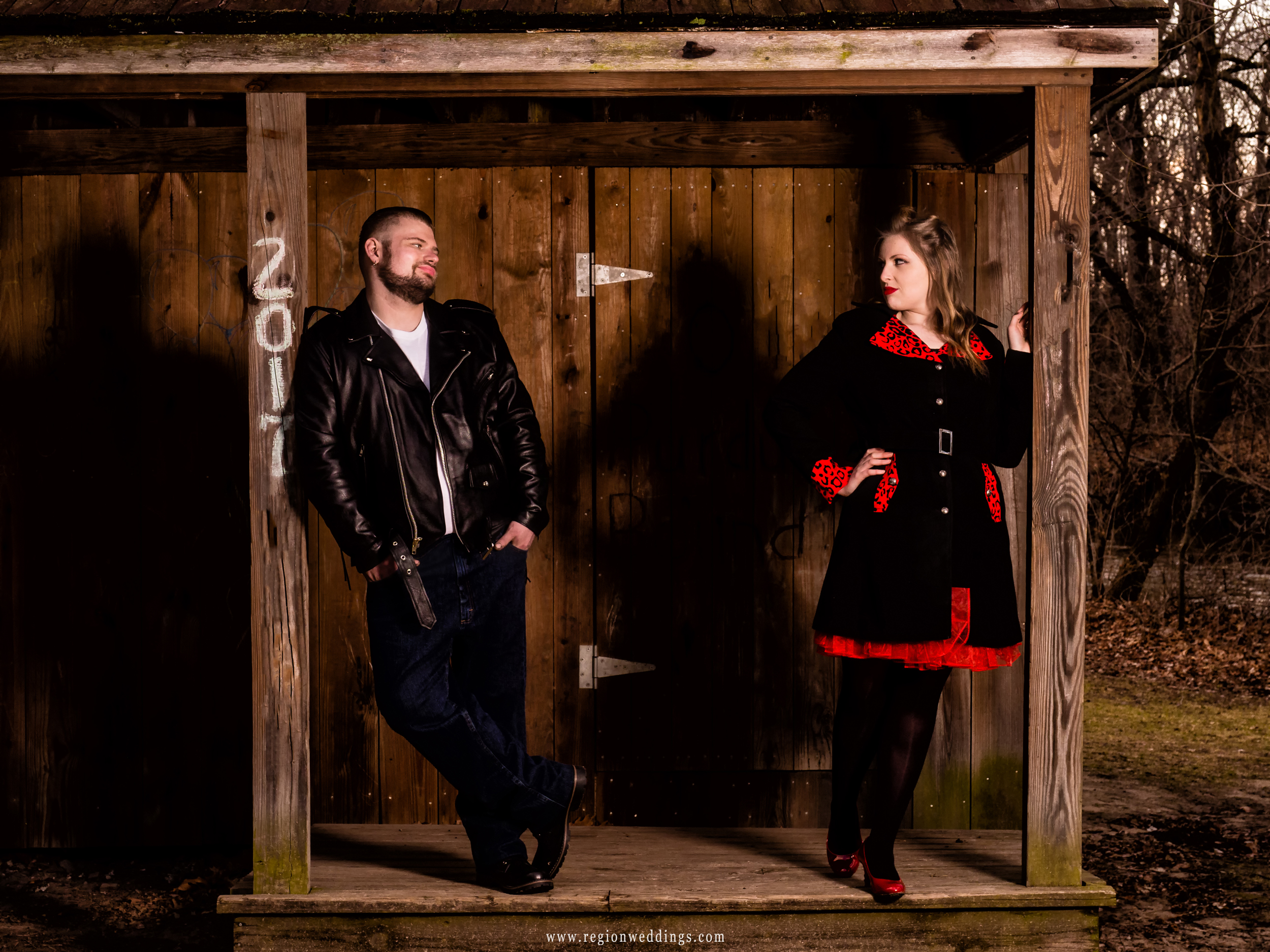 fun-attitude-engagement-photo-rustic-shed.jpg