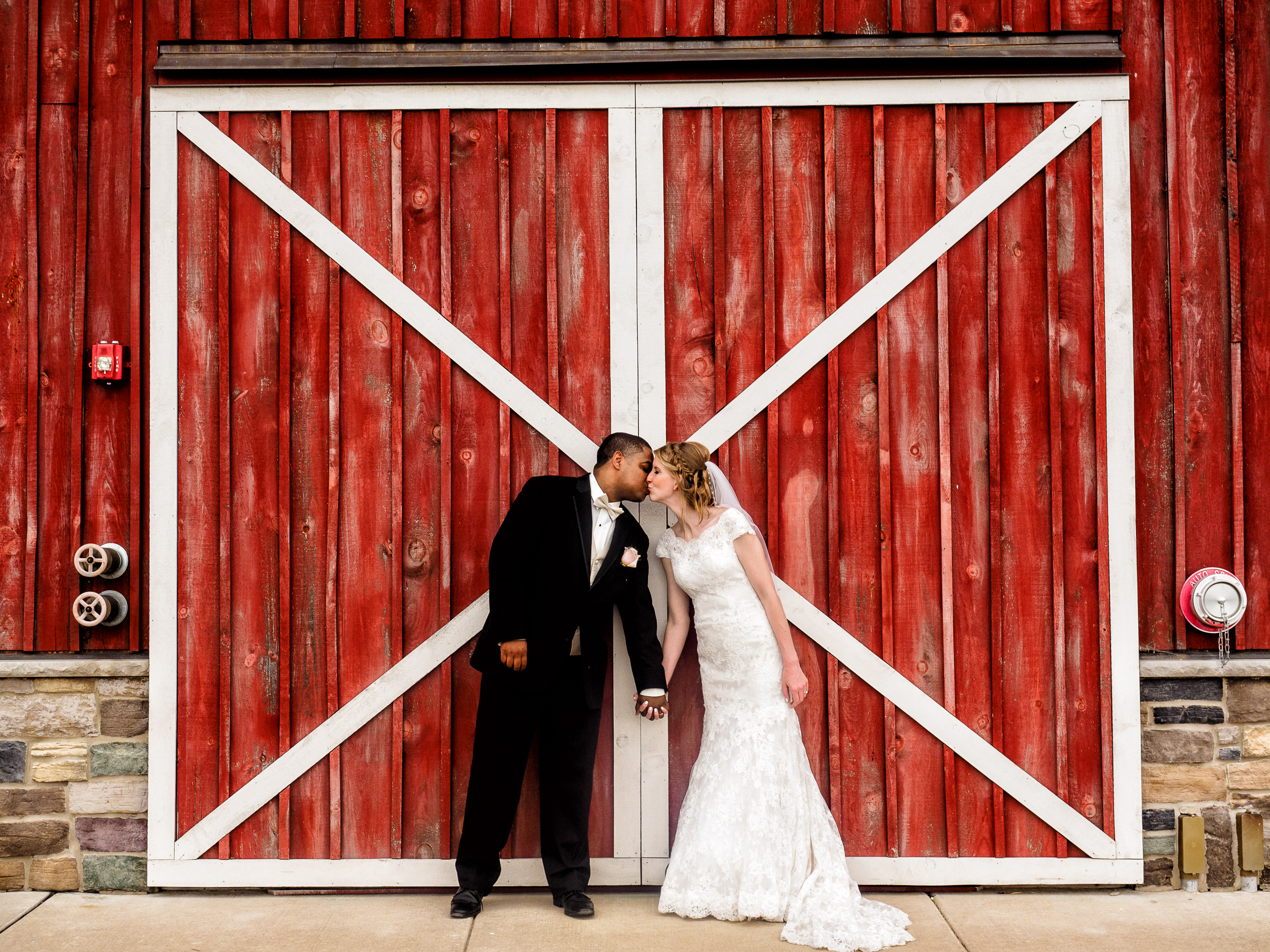 County Line Orchard Wedding Venue - Northwest Indiana Wedding Photographer Region Weddings
