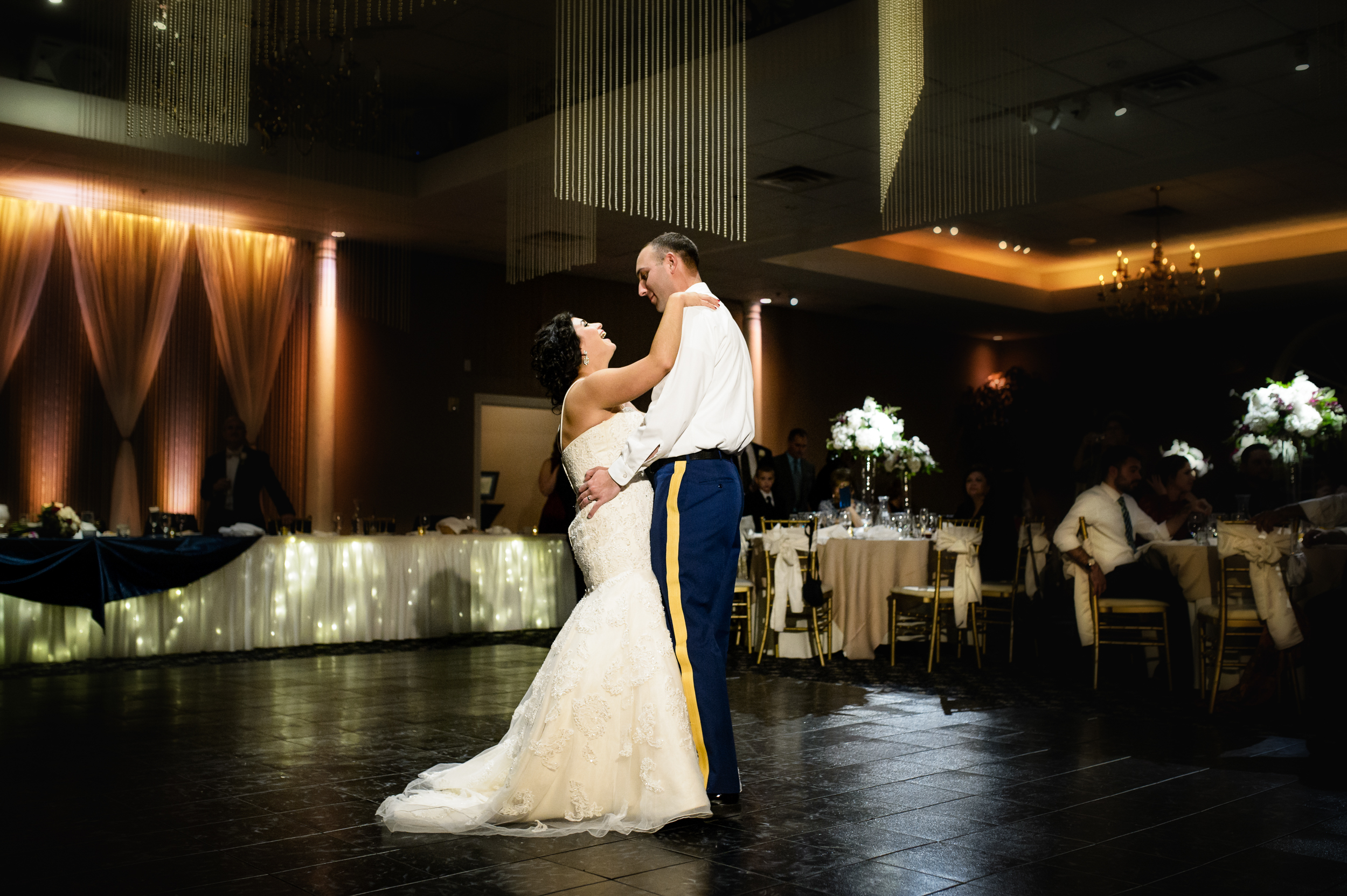 Aberdeen Manor Wedding Venue - Northwest Indiana Wedding Photographer Region Weddings