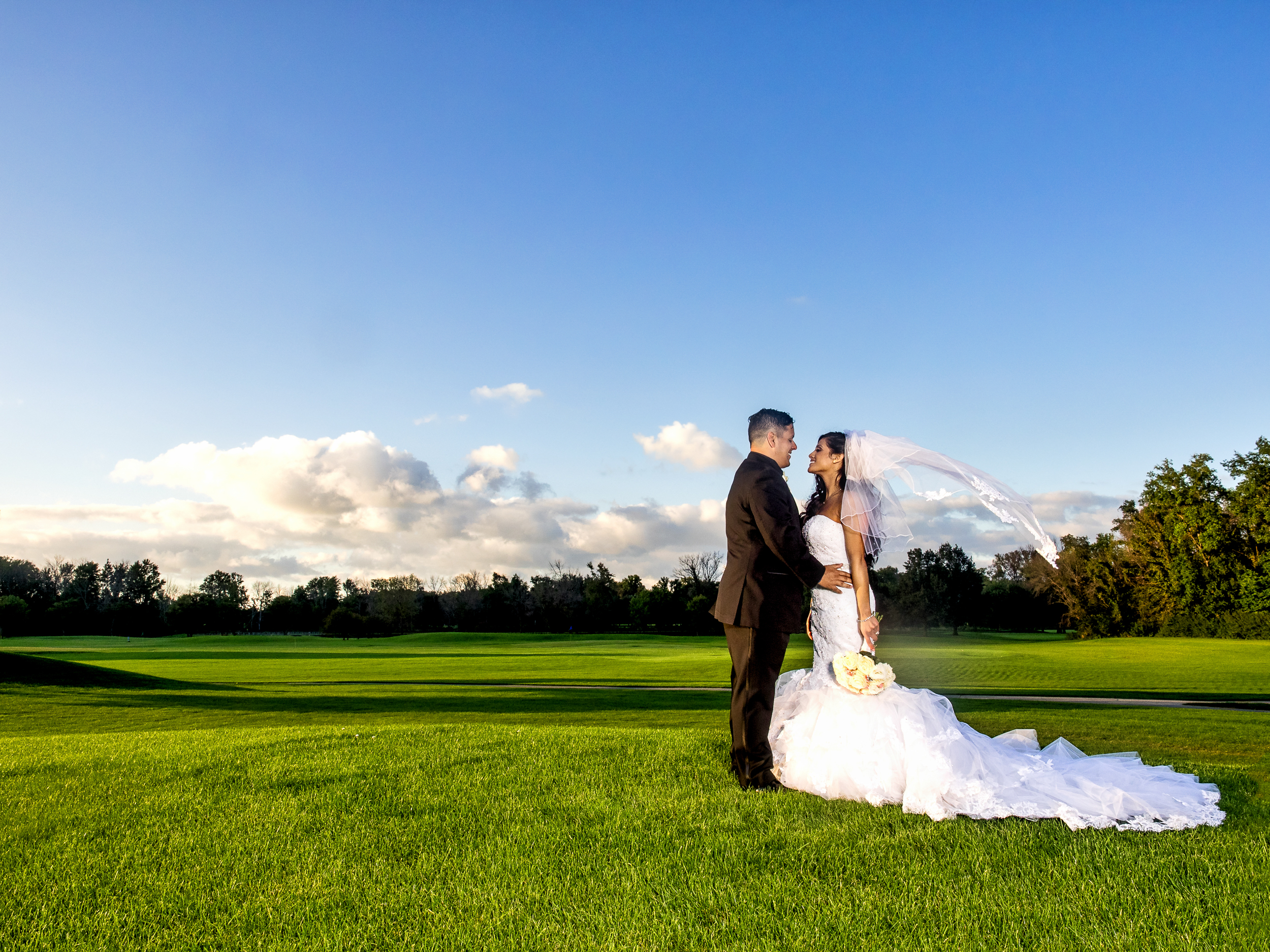 Sand Creek Country Club Wedding Venue - Northwest Indiana Wedding Photographer Region Weddings