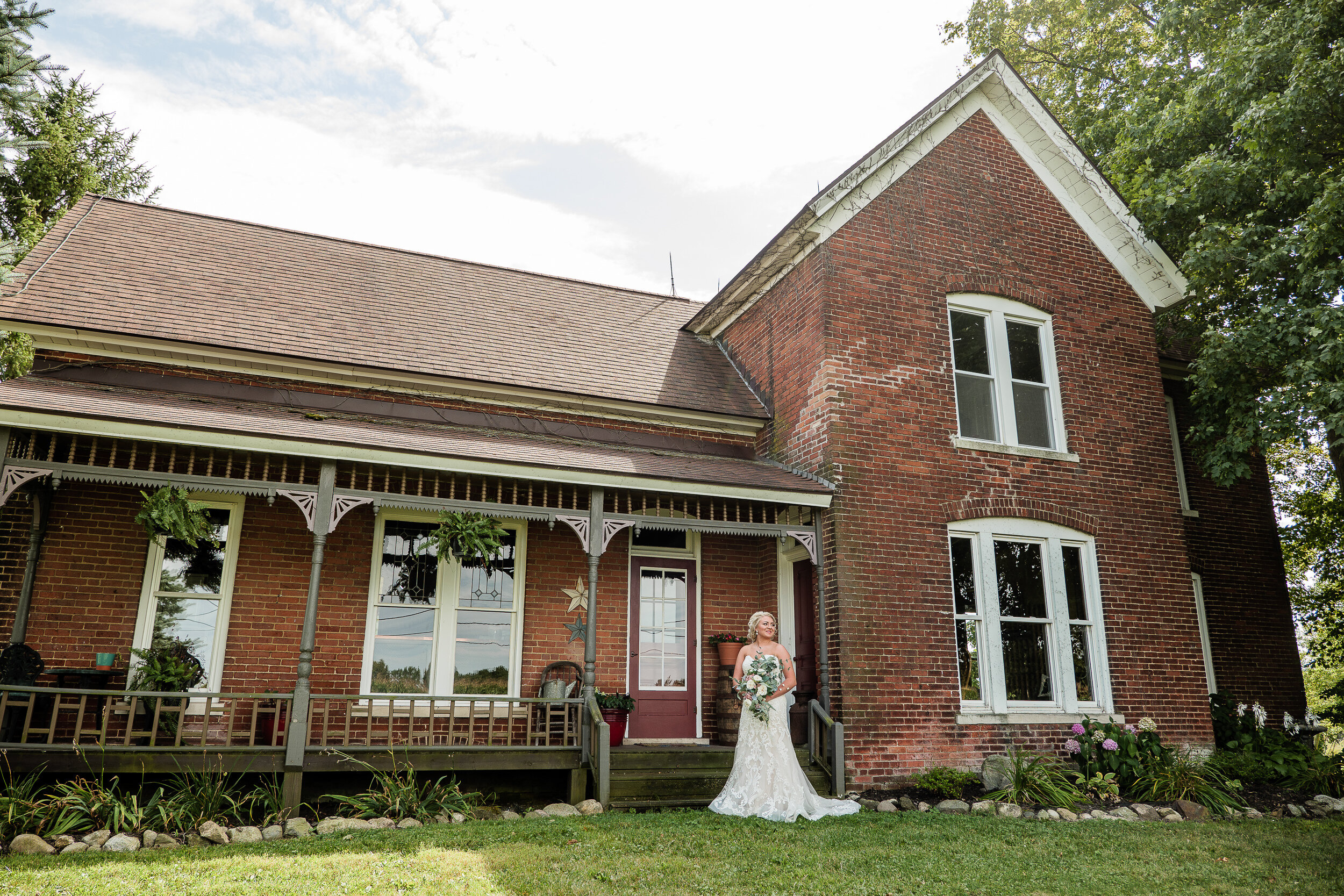 Four Corners Winery Wedding Venue - Northwest Indiana Wedding Photographer Region Weddings