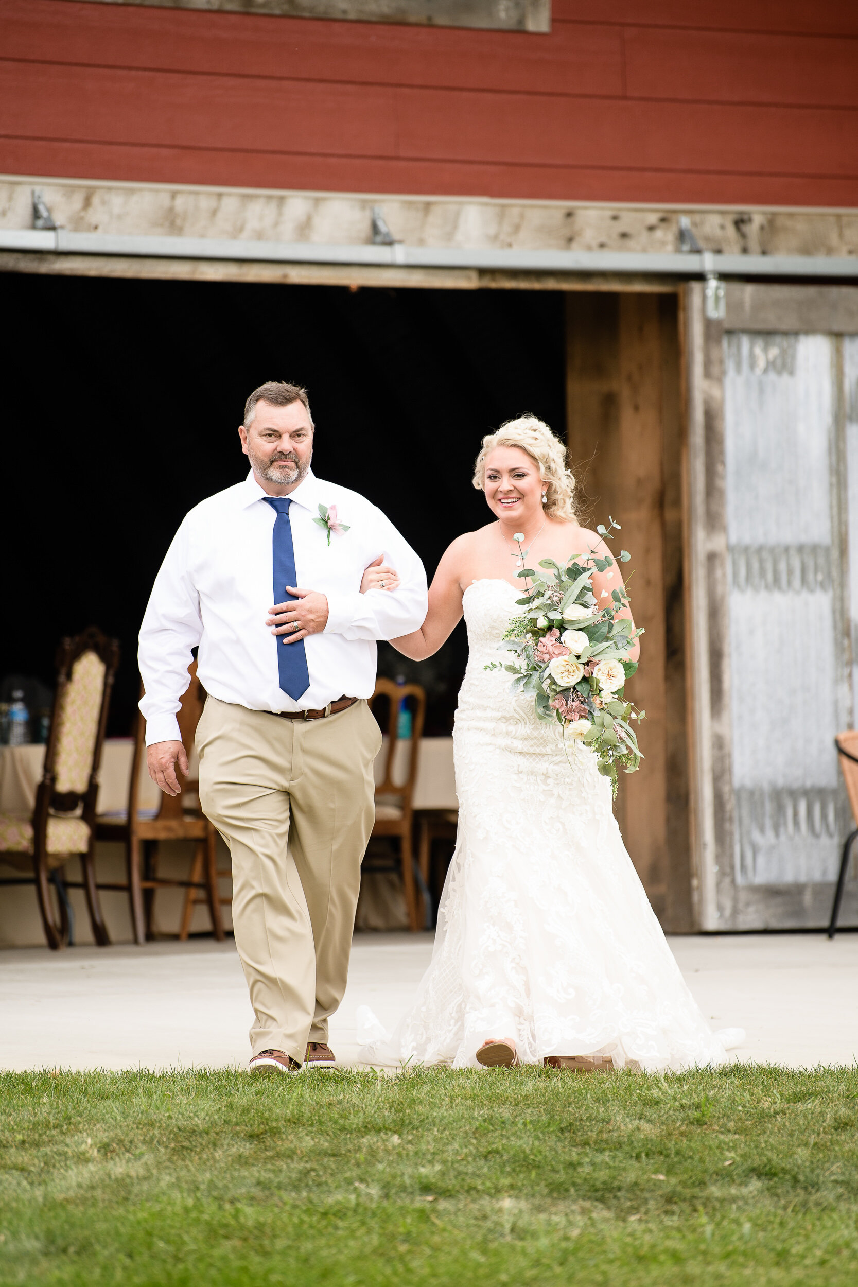 Four Corners Winery Wedding Venue - Northwest Indiana Wedding Photographer Region Weddings