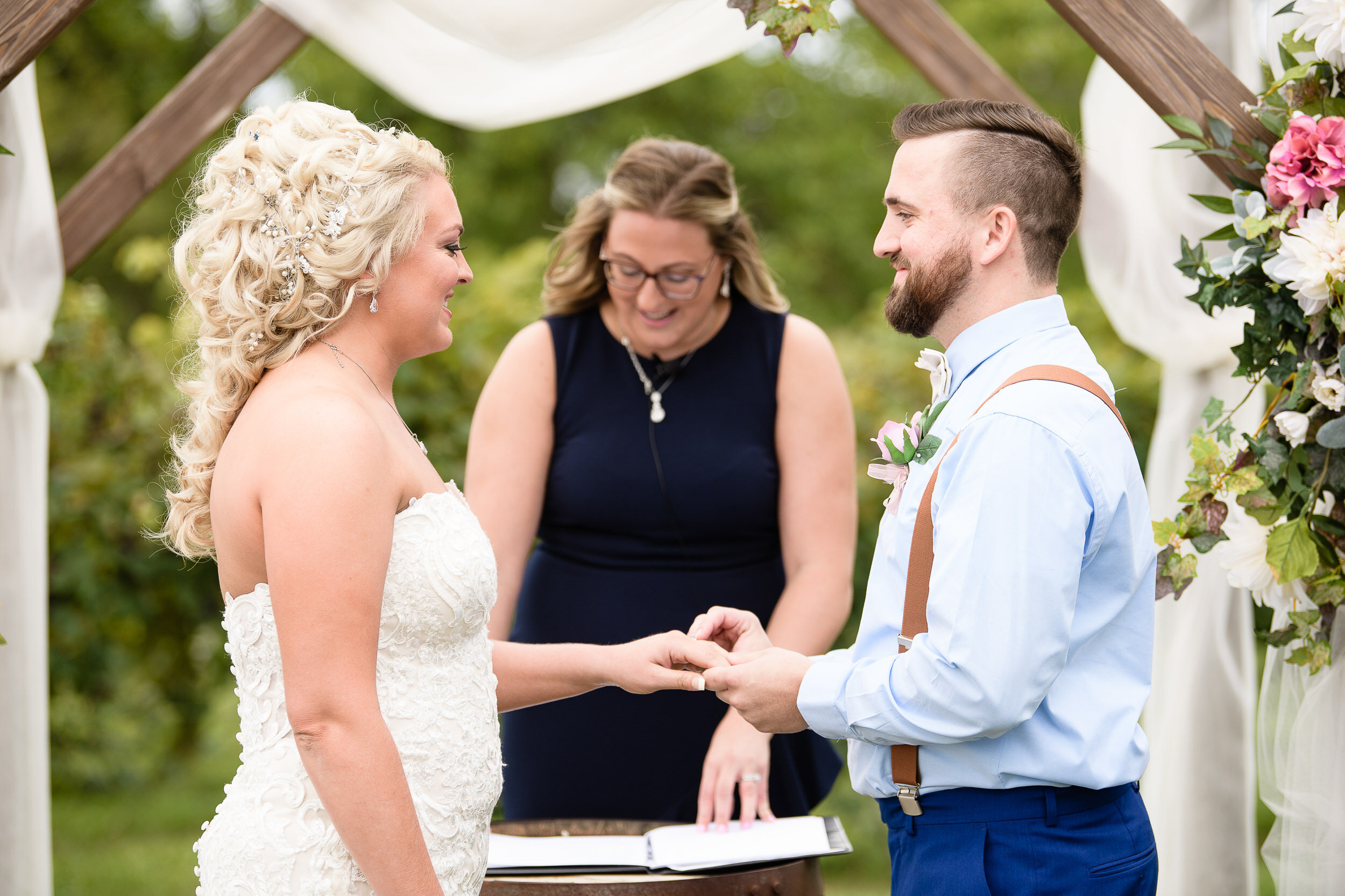 Four Corners Winery Wedding Venue - Northwest Indiana Wedding Photographer Region Weddings