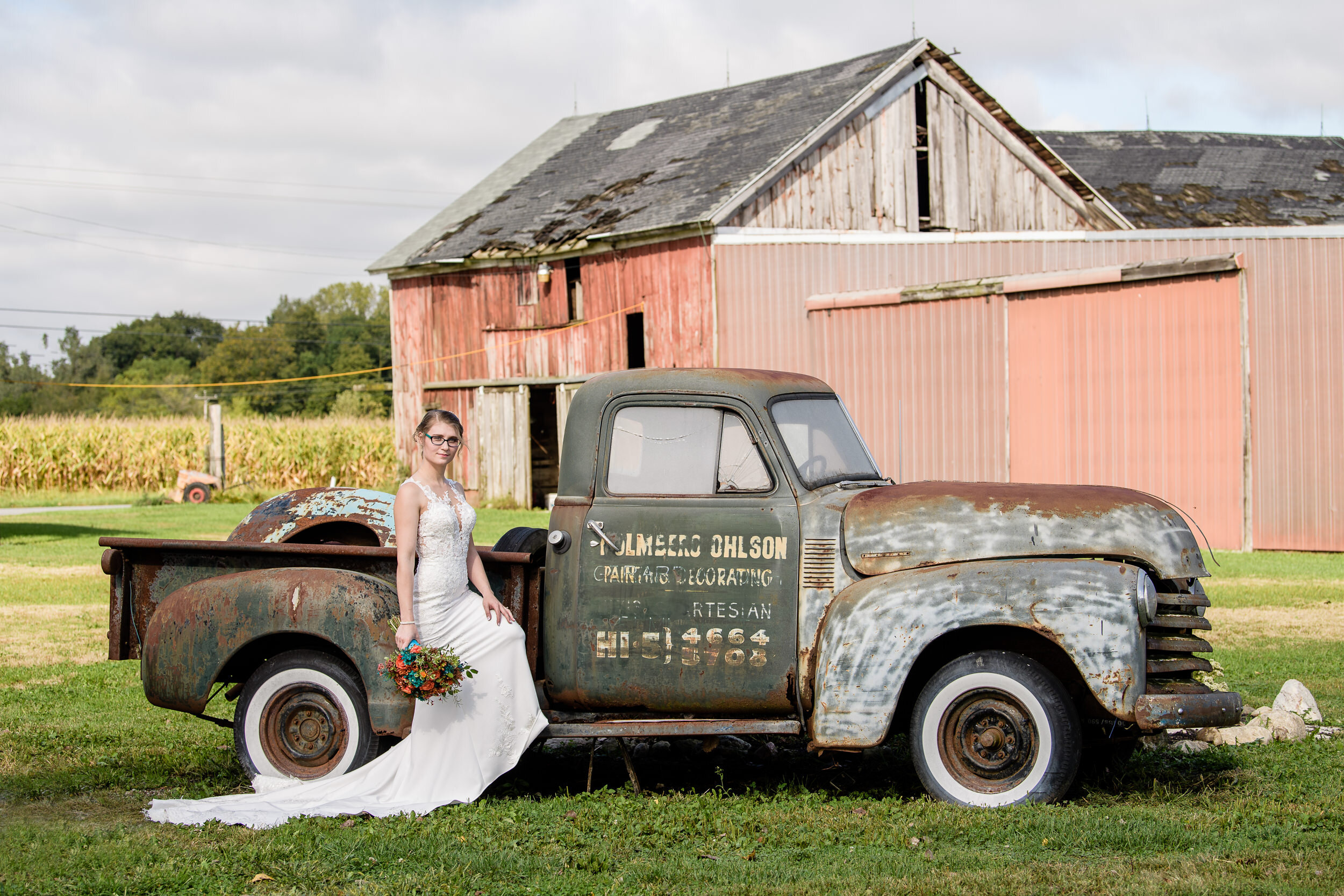 Four Corners Winery Wedding Venue - Northwest Indiana Wedding Photographer Region Weddings