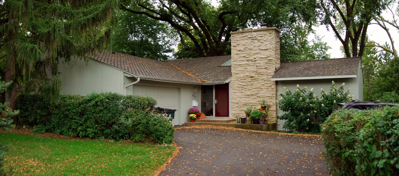Fred Keck, Sloan house (1940). Photo © Anthony Denzer, 2013.