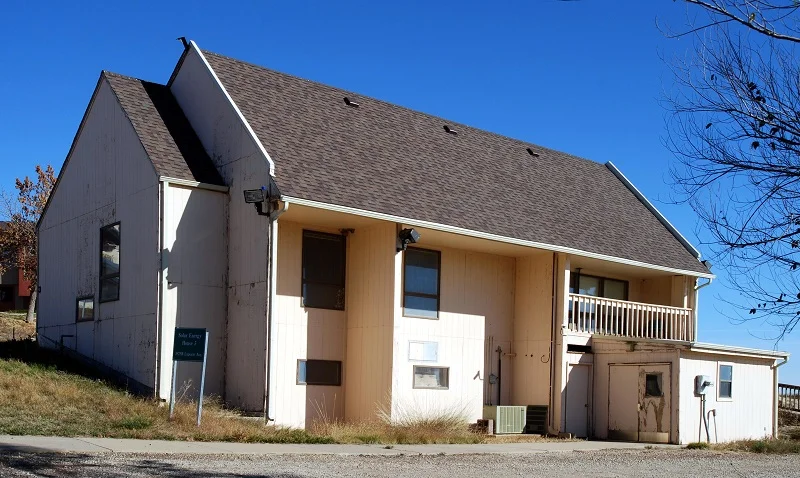 "Solar Village" house at Colorado State University by Richard Crowther, George Löf, et. al. (Fort Collins, 1974-75). Photographed in 2011; equipment removed.