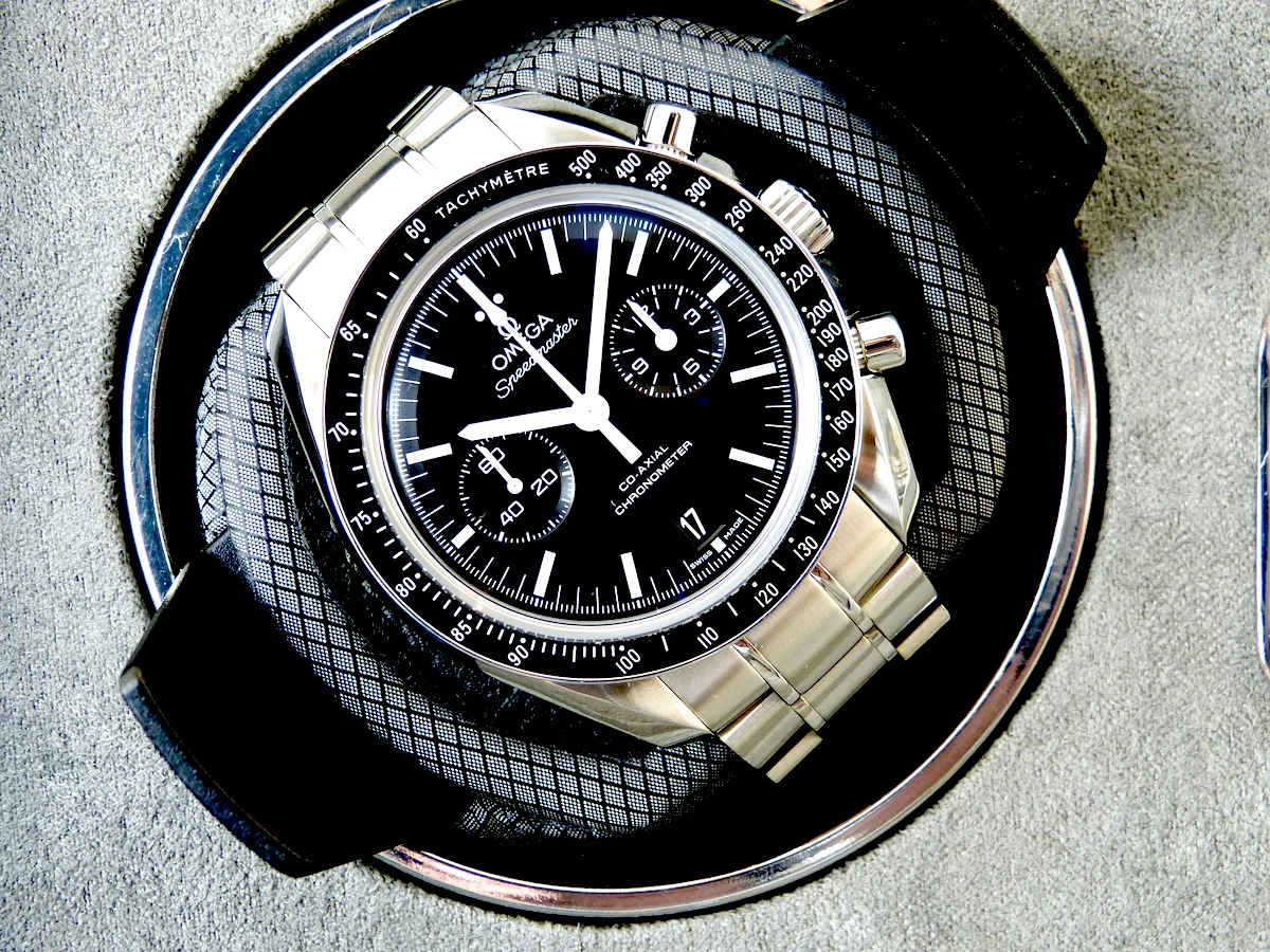 Insider: Omega Speedmaster Moonwatch Co-Axial Chronograph. A Great Facelift to an Amazing Classic Watch.