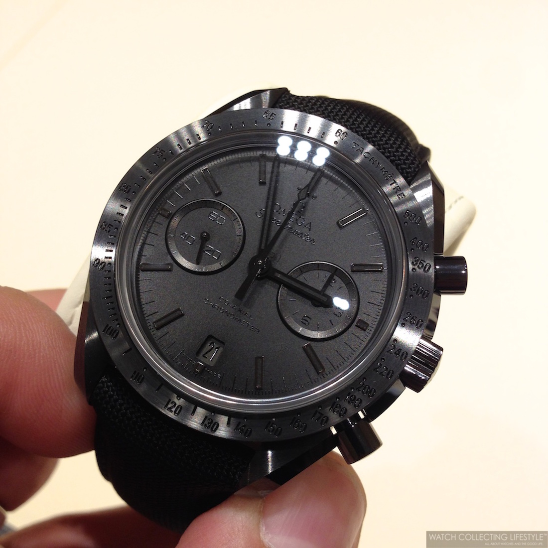 omega moon black