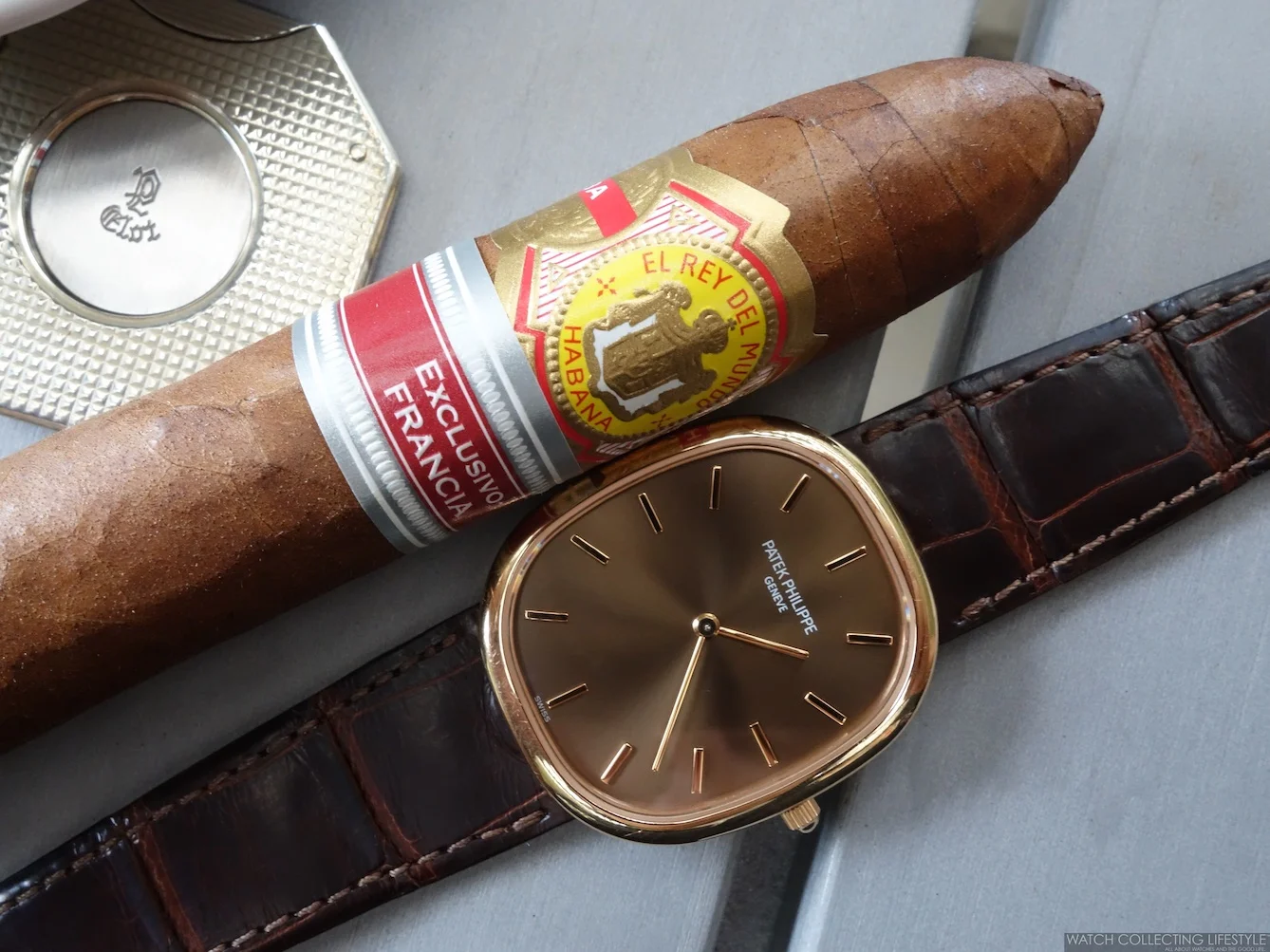 Experience: El Rey del Mundo 'Exclusivo Francia'. A Mild Habano with Strong Character Like the Patek Philippe Golden Ellipse.