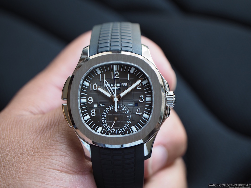 eksil udslæt Orphan Insider: Patek Philippe Aquanaut Travel Time ref. 5164A-001. Hands-on with  a Travel Companion Perfectly Suited for Summer Adventures. — WATCH  COLLECTING LIFESTYLE