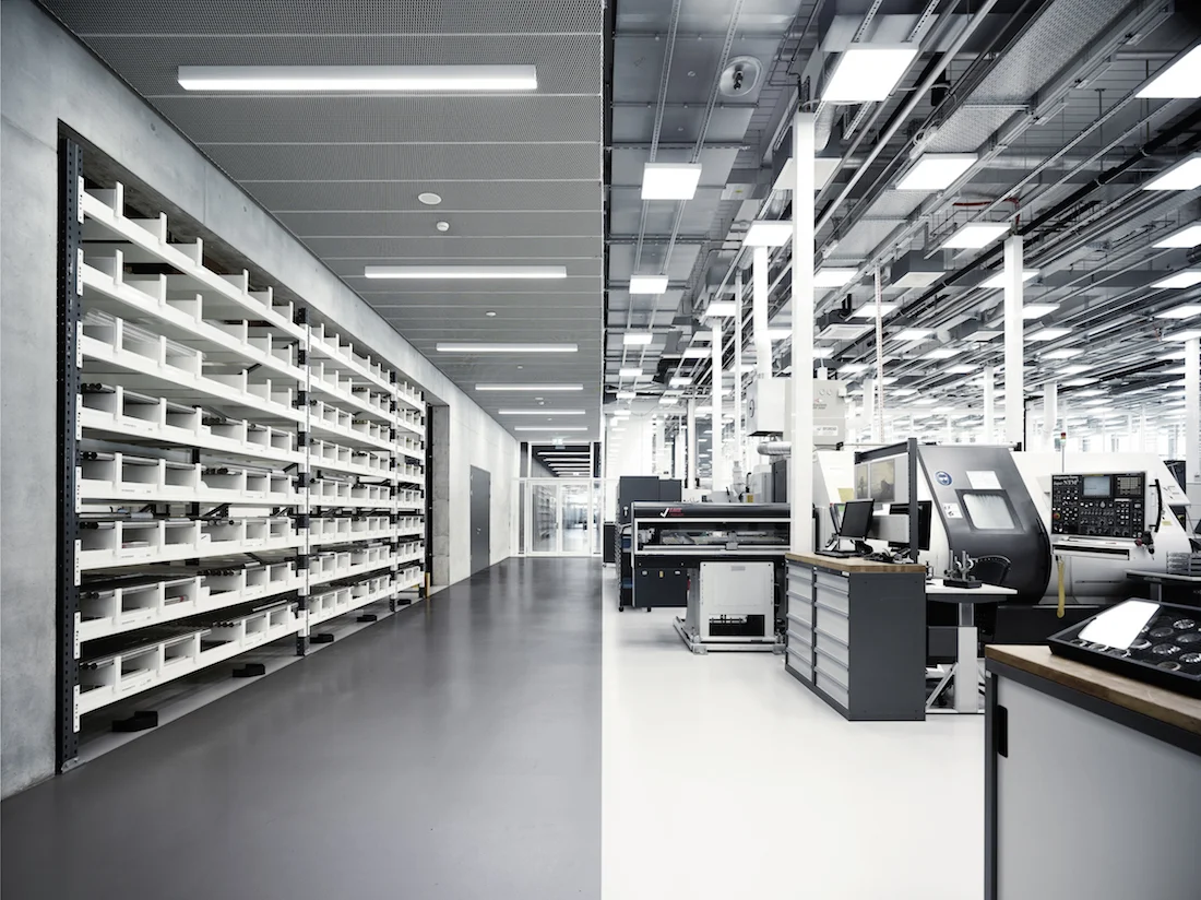 iwc-metalbarstorageandcaseproduction.jpg