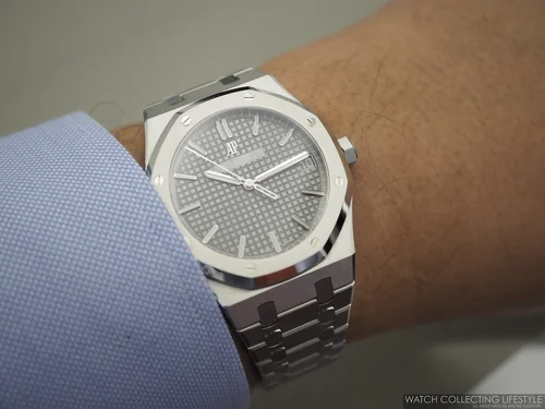 15500st grey dial