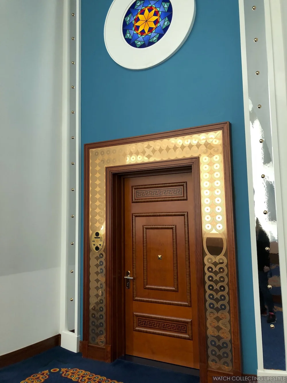 Experience Burj Al Arab Jumeirah In Dubai The Most Luxurious Hotel In The World Watch Collecting Lifestyle