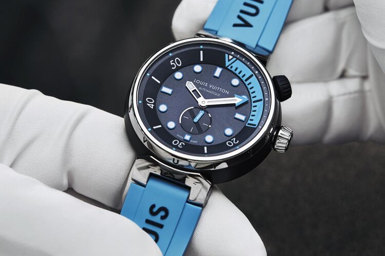 Louis Vuitton Tambour Street Diver Chronograph Skyline Blue – The Watch  Pages