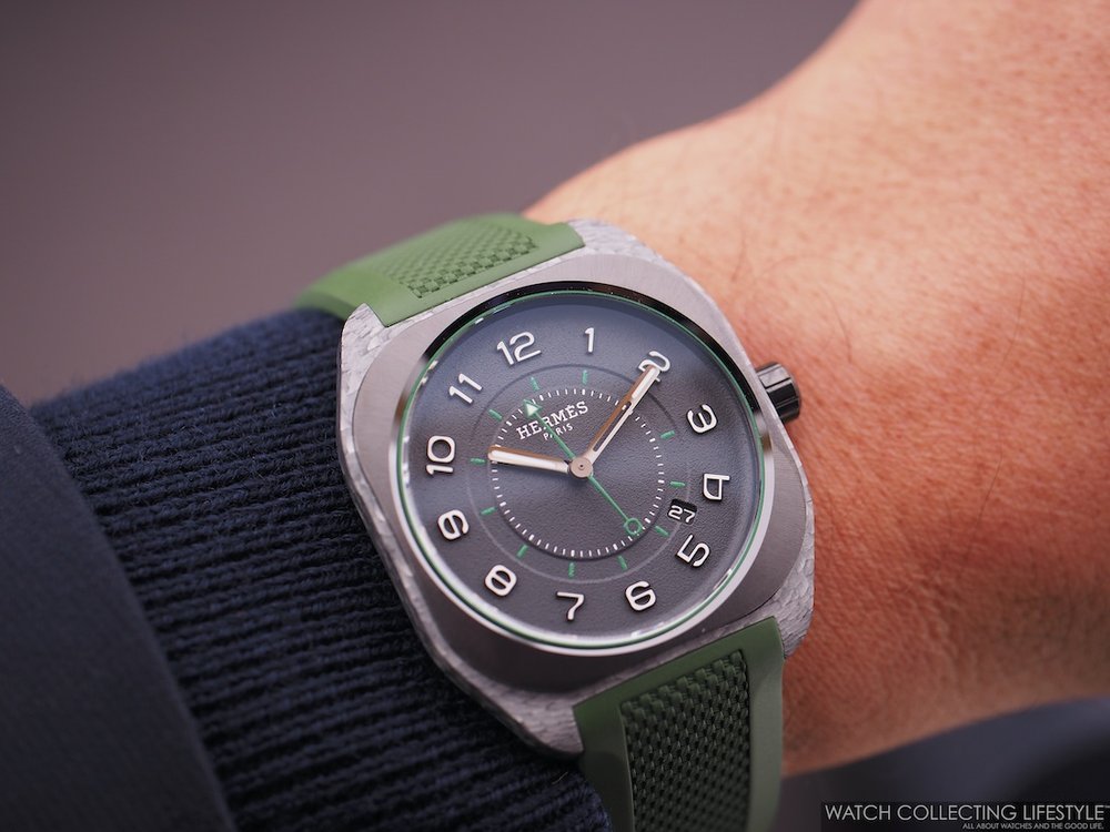 New High-Tech Material And Bright Colours For The Hermès H08