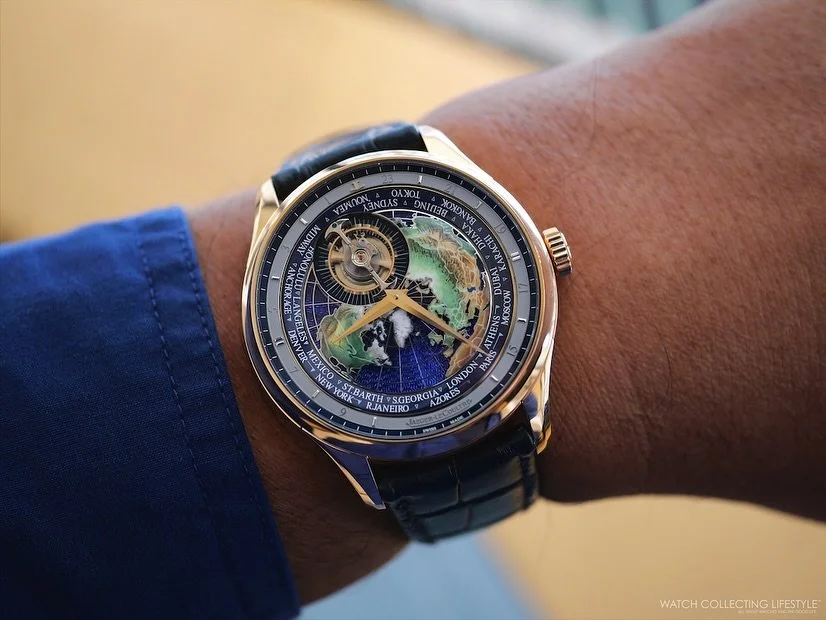 The @jaegerlecoultre Master Grande Tradition Calibre 948 World Time returns this year, cloaked in blue. This timepiece masterfully combines high-level watchmaking expertise with international timekeeping capabilities. Showcasing an exquisite champlev