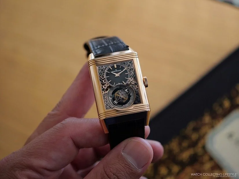 Few watch manufacturers embody the seamless fusion of mechanical mastery and artistic expression quite like @jaegerlecoultre , with the new interpretation of the Reverso Hybris Artistica Calibre 179 ref. Q39424E3, JLC presents a timepiece that stands