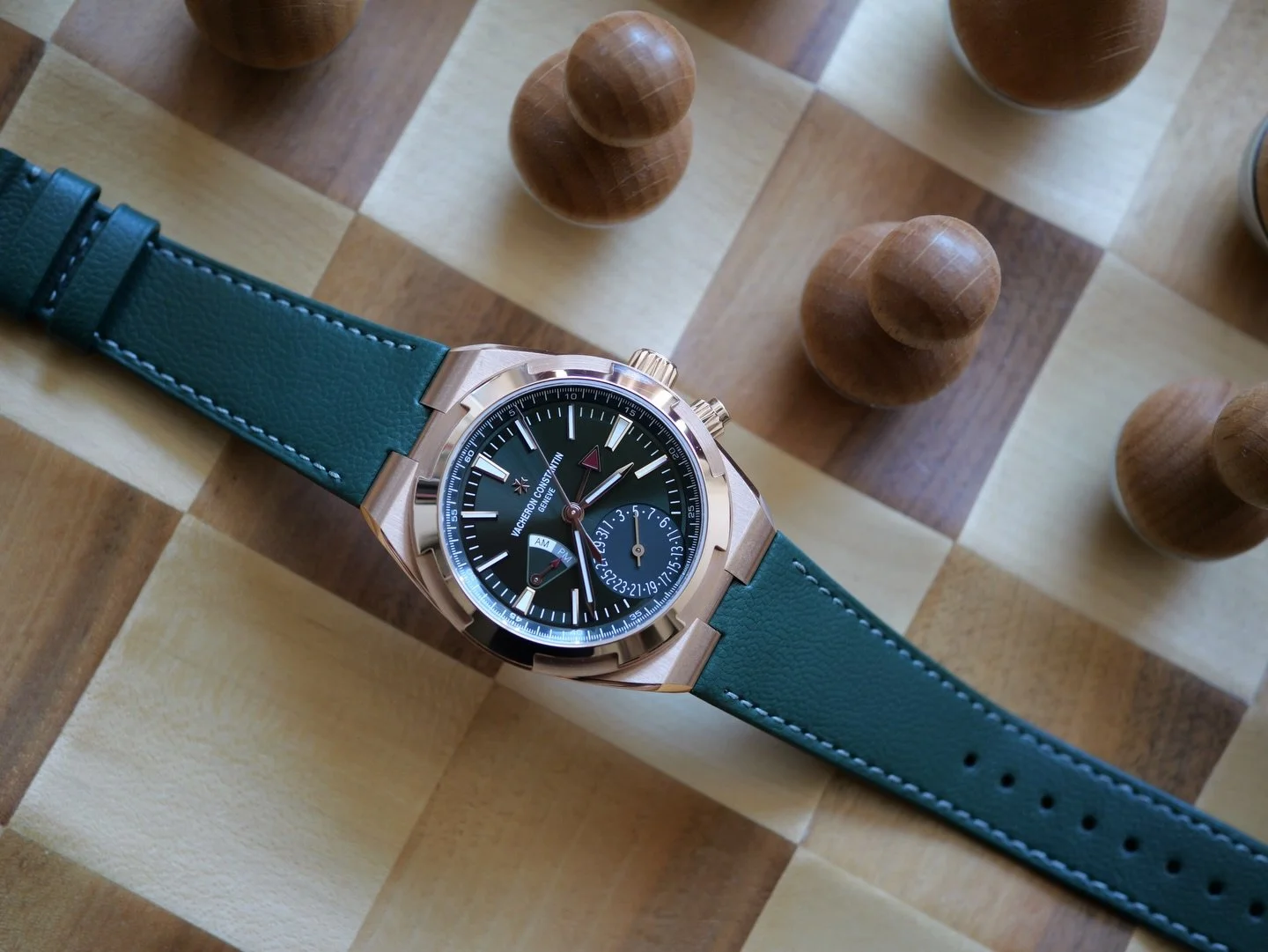 There&rsquo;s green and then there&rsquo;s @vacheronconstantin green. #vacheronconstantin #overseasdualtime #luxurywatch #watchfam #watchcollectinglifestyle