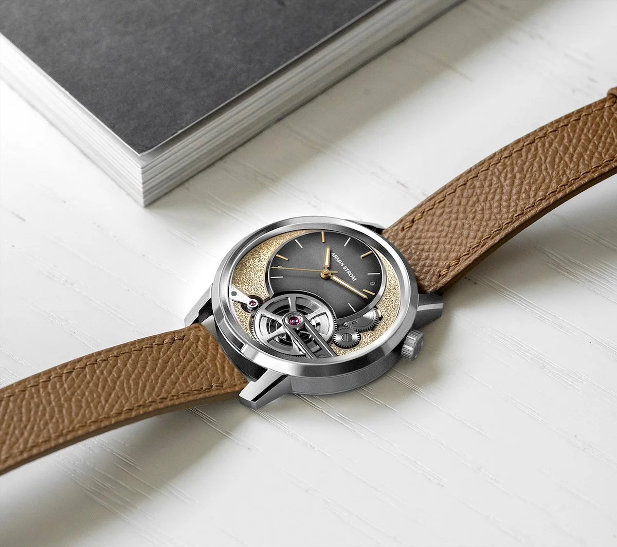 Introducing: Armin Strom Tribute² Aurum—Tremblage Technique Takes Center Stage