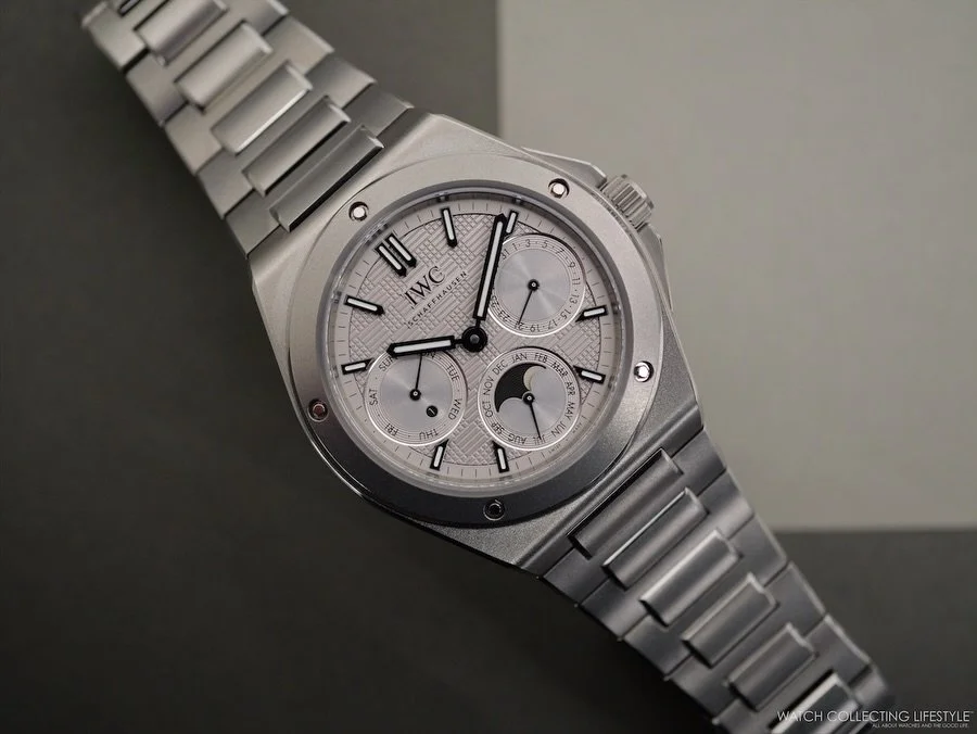 The @iwcwatches Ingenieur Perpetual Calendar 41 made its debut at Watches and Wonders 2025 in stainless steel with a blue dial, marking the first time G&eacute;rald Genta&rsquo;s iconic integrated-bracelet design had been paired with Kurt Klaus&rsquo