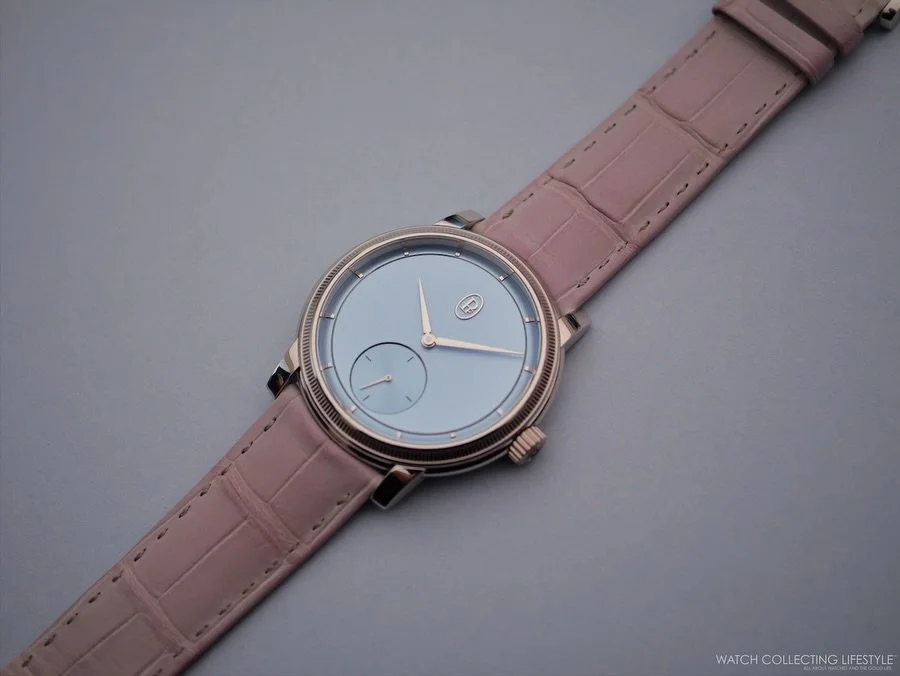 The Parmigiani Fleurier Toric Petite Seconde Anniversaire, introduced at Watches and Wonders Geneva 2026 as part of Parmigiani Fleurier&rsquo;s 30th-anniversary novelties, features hours, minutes, and a small seconds subdial at 6 o&rsquo;clock, and a