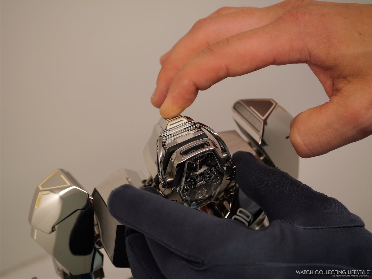 MB&F HM12 The Guardian Sculpture-25.jpg