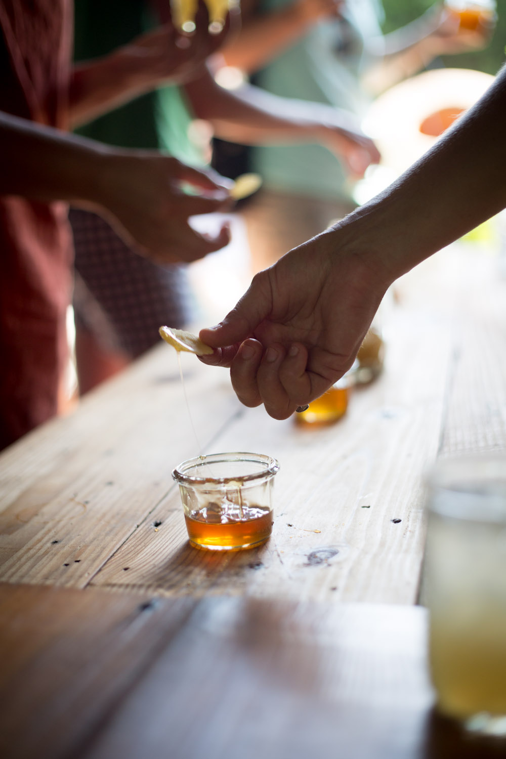 kinfolk_honey_gathering-5891.jpg